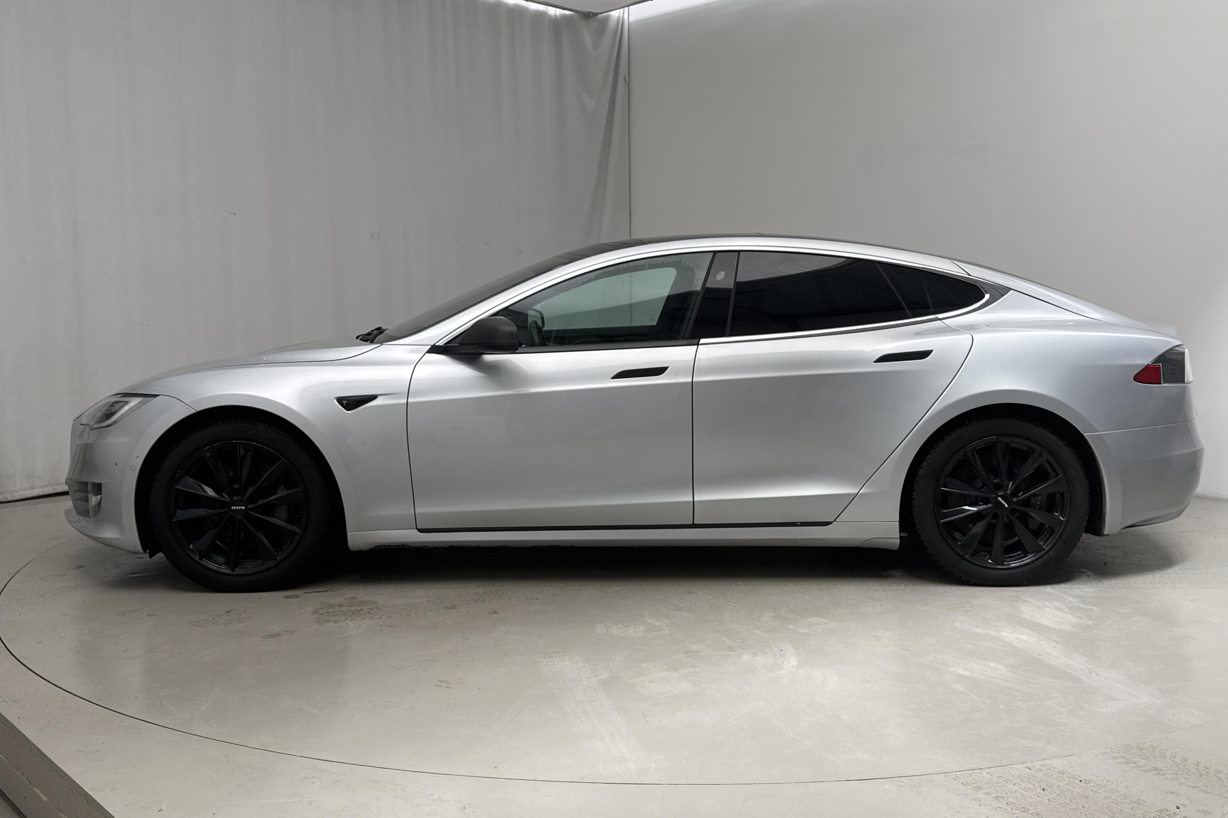 Tesla Model S 75D - 22 572 mil - Automat - grå - 2018