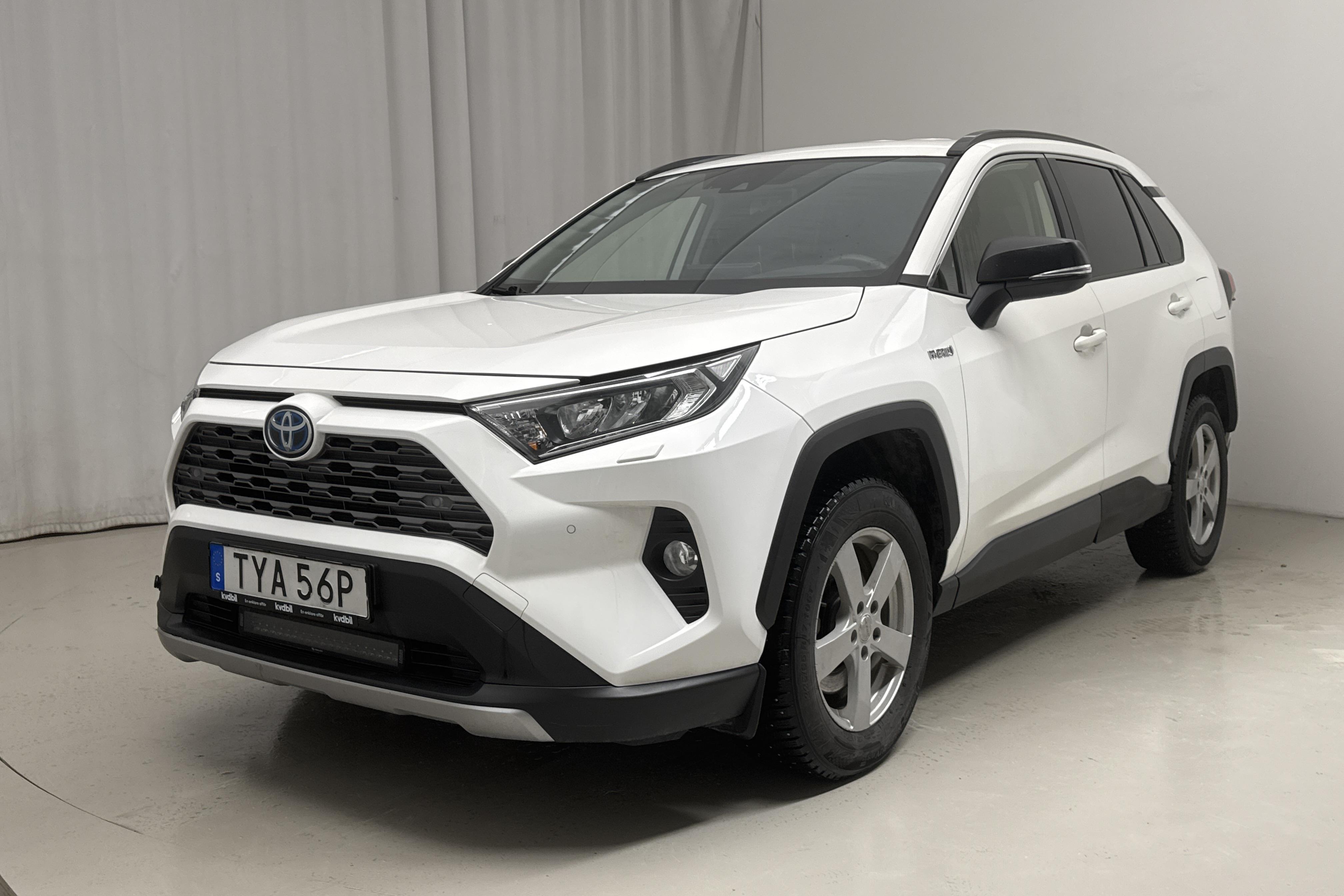 Toyota RAV4 2.5 HSD AWD (222hk) - 10 002 mil - Automat - vit - 2021