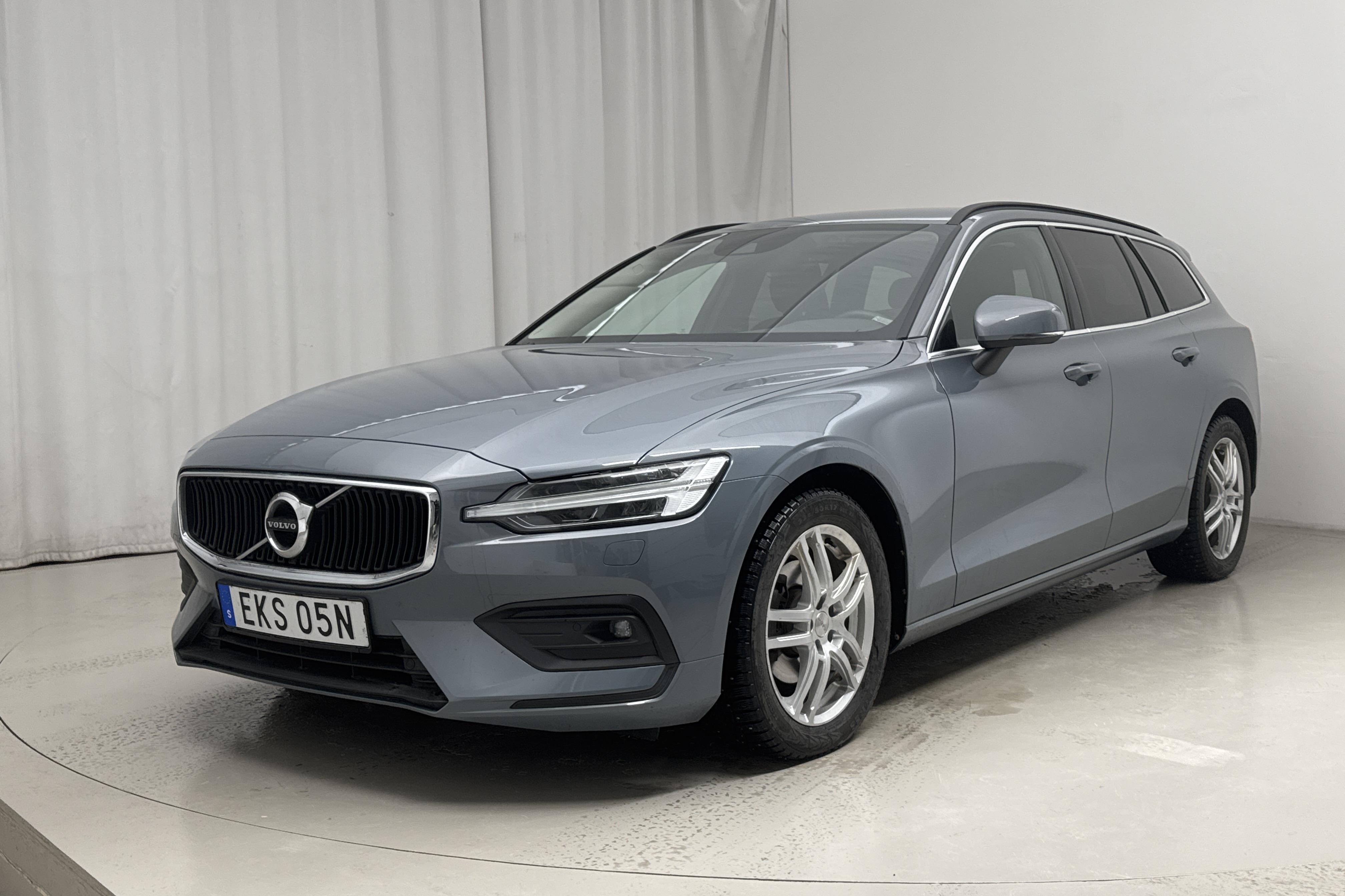 Volvo V60 B4 Mildhybrid, Diesel (197hk) - 6 558 mil - Automat - grå - 2022