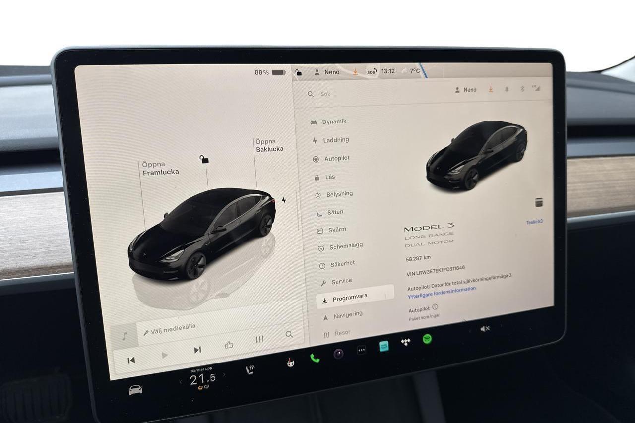 Tesla Model 3 Long Range Dual Motor AWD - 5 829 mil - Automat - svart - 2023