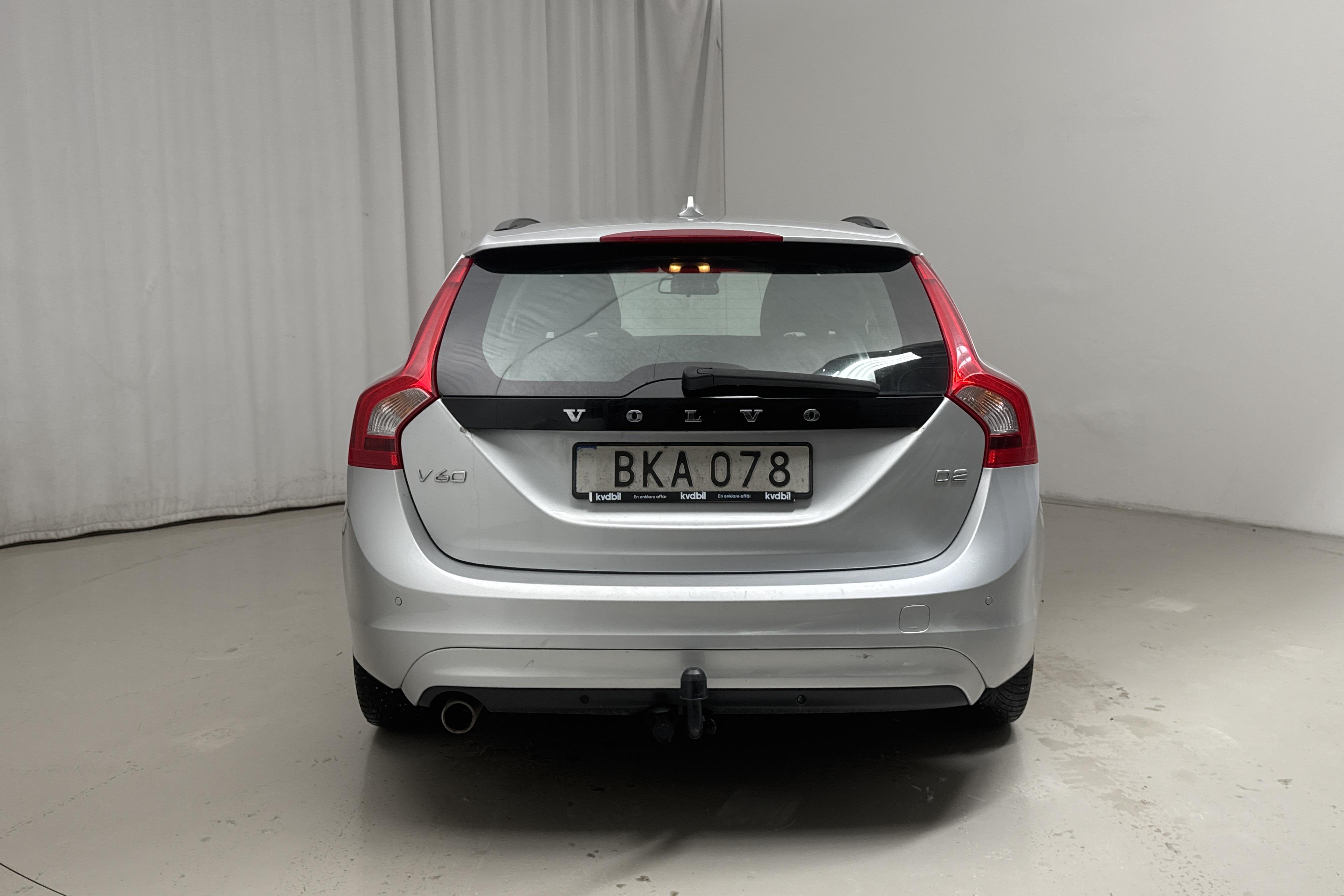 Volvo V60 D2 (115hk) - 28 268 mil - Manuell - silver - 2014