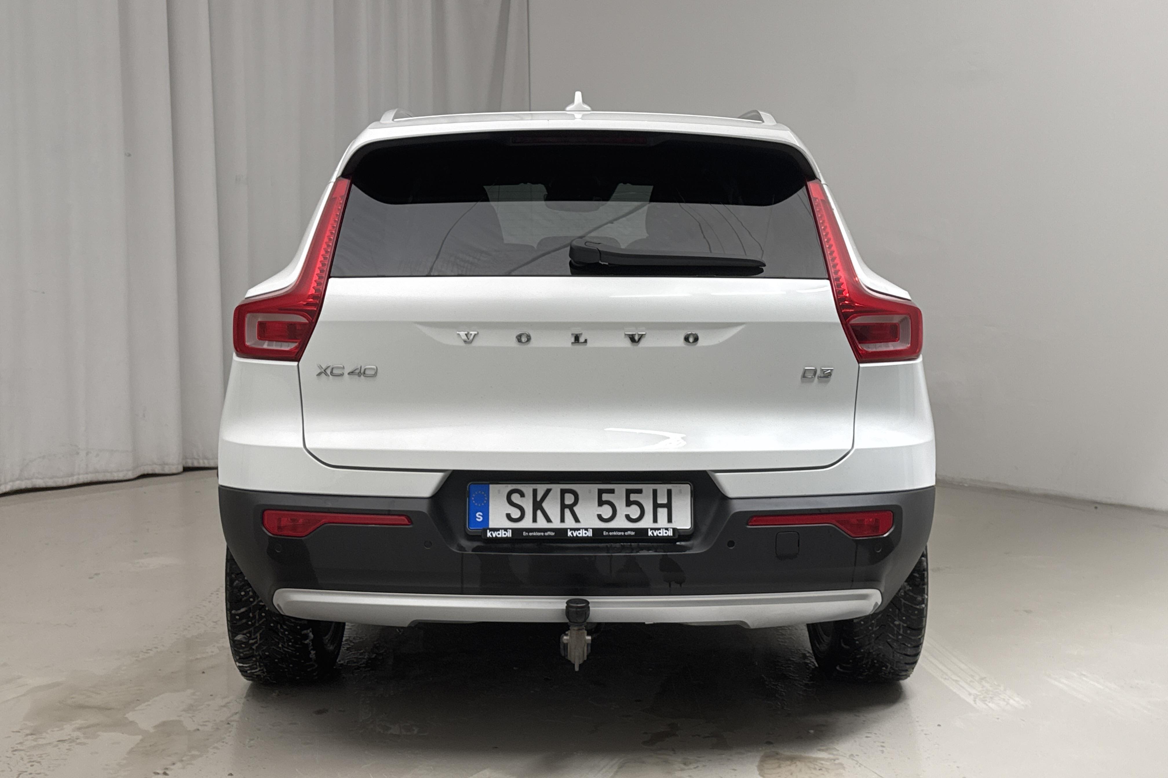 Volvo XC40 D3 2WD (150hk) - 27 959 mil - Automat - vit - 2019