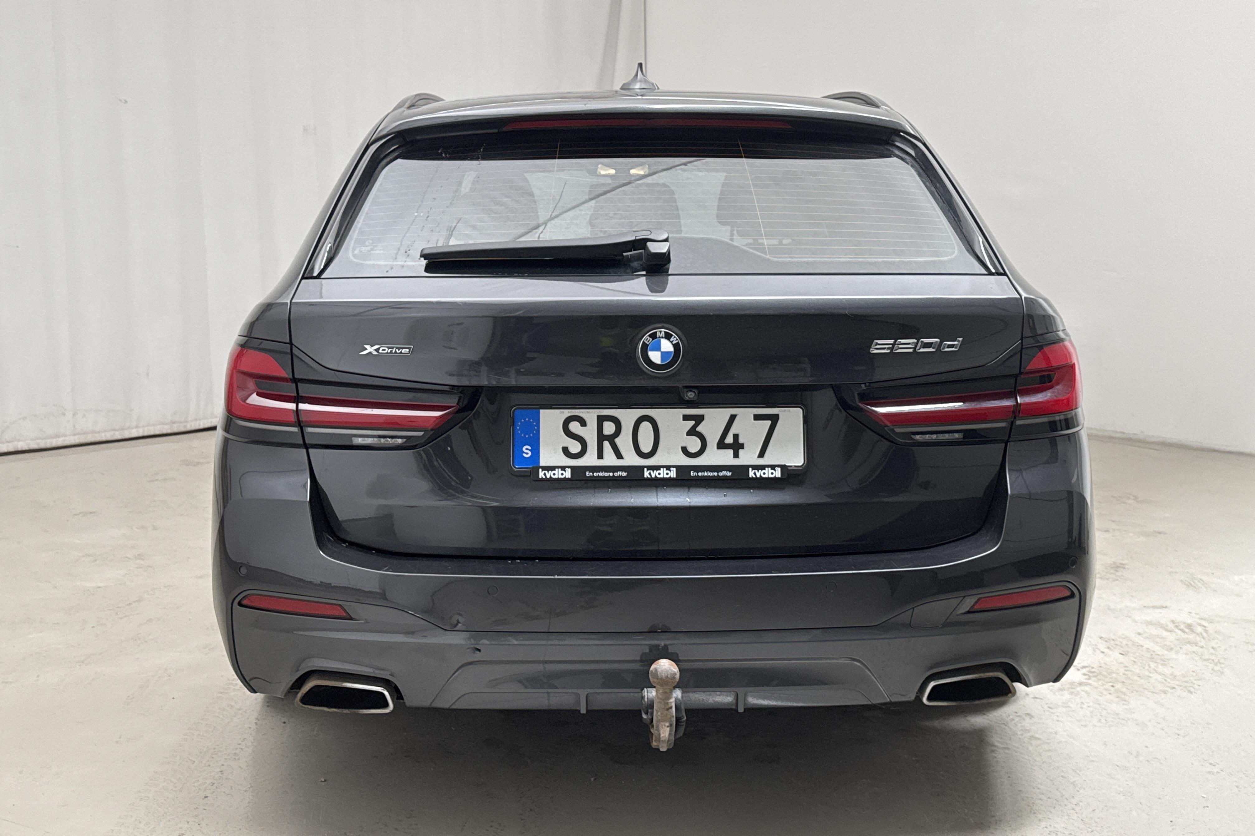 BMW 520d xDrive Touring, G31 LCI (190hk+11hk) - 13 907 mil - Automat - grå - 2021