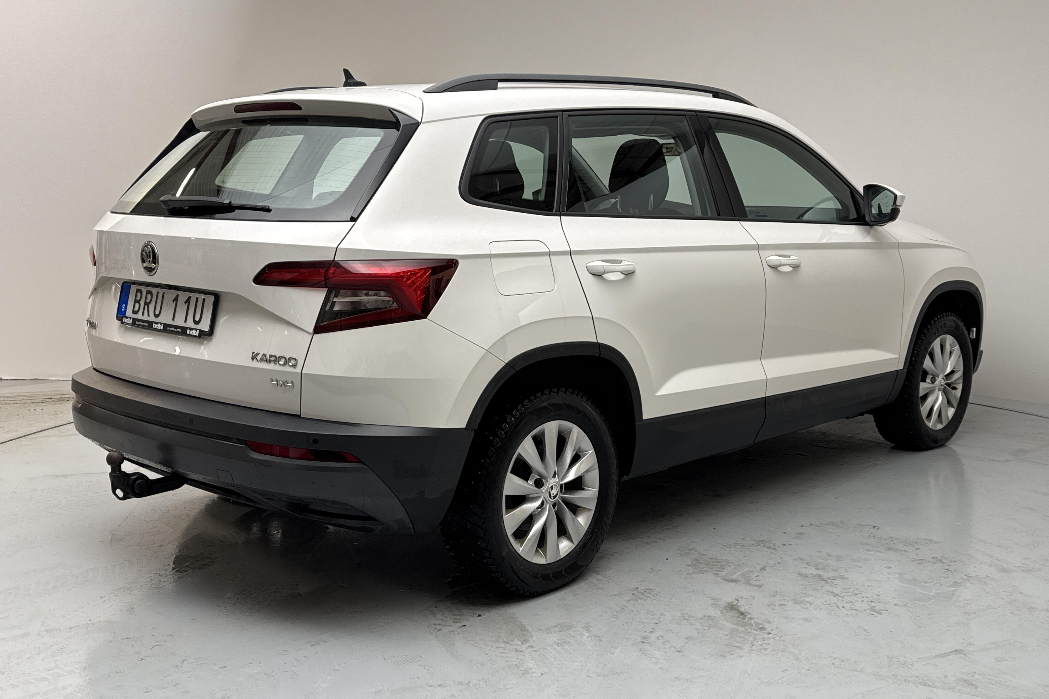 Skoda Karoq 2.0 TDI 4X4 (150hk) - 9 285 mil - Manuell - vit - 2019