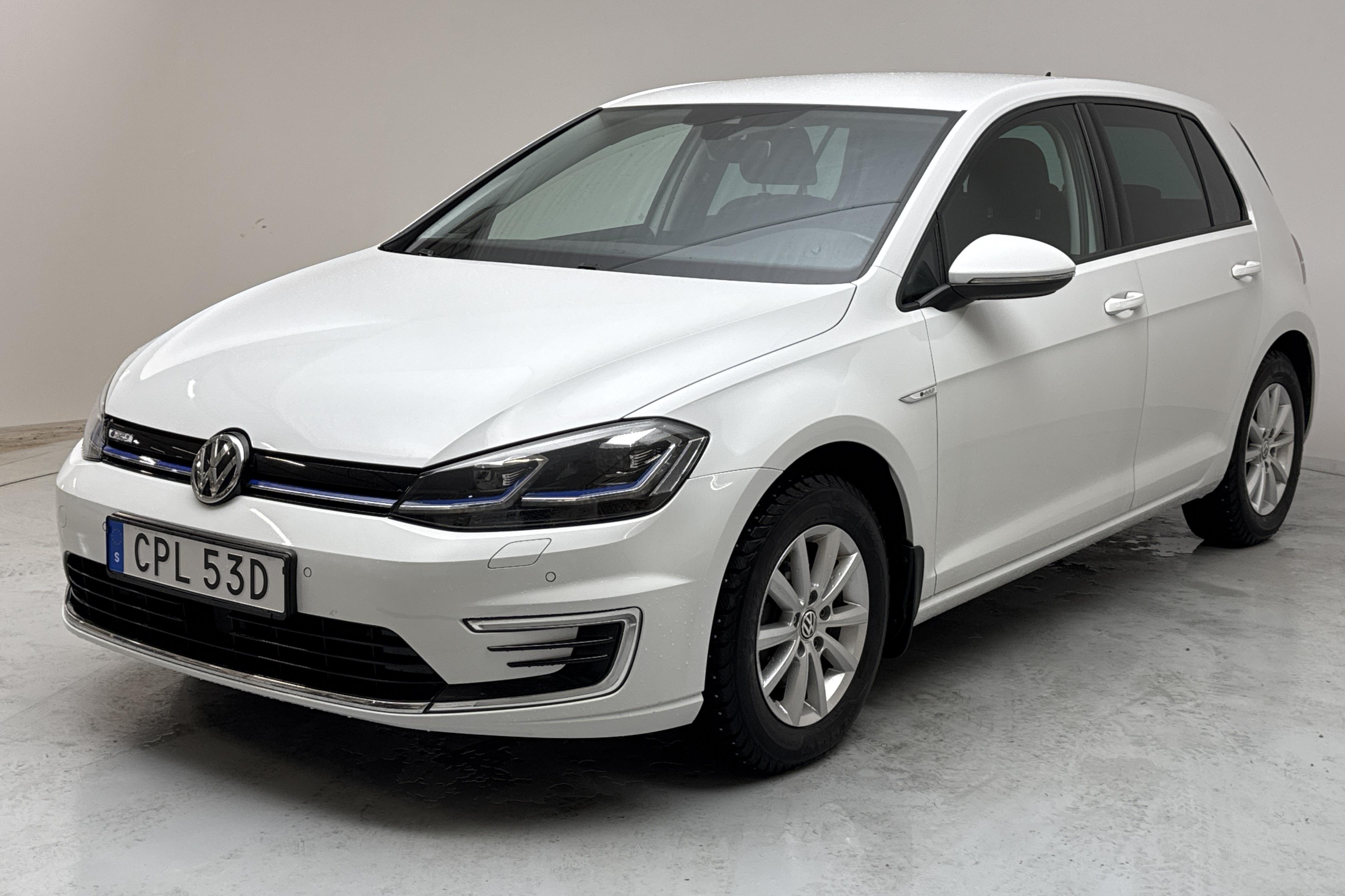 VW e-Golf VII 5dr (136hk) - 5 596 mil - Automat - vit - 2020