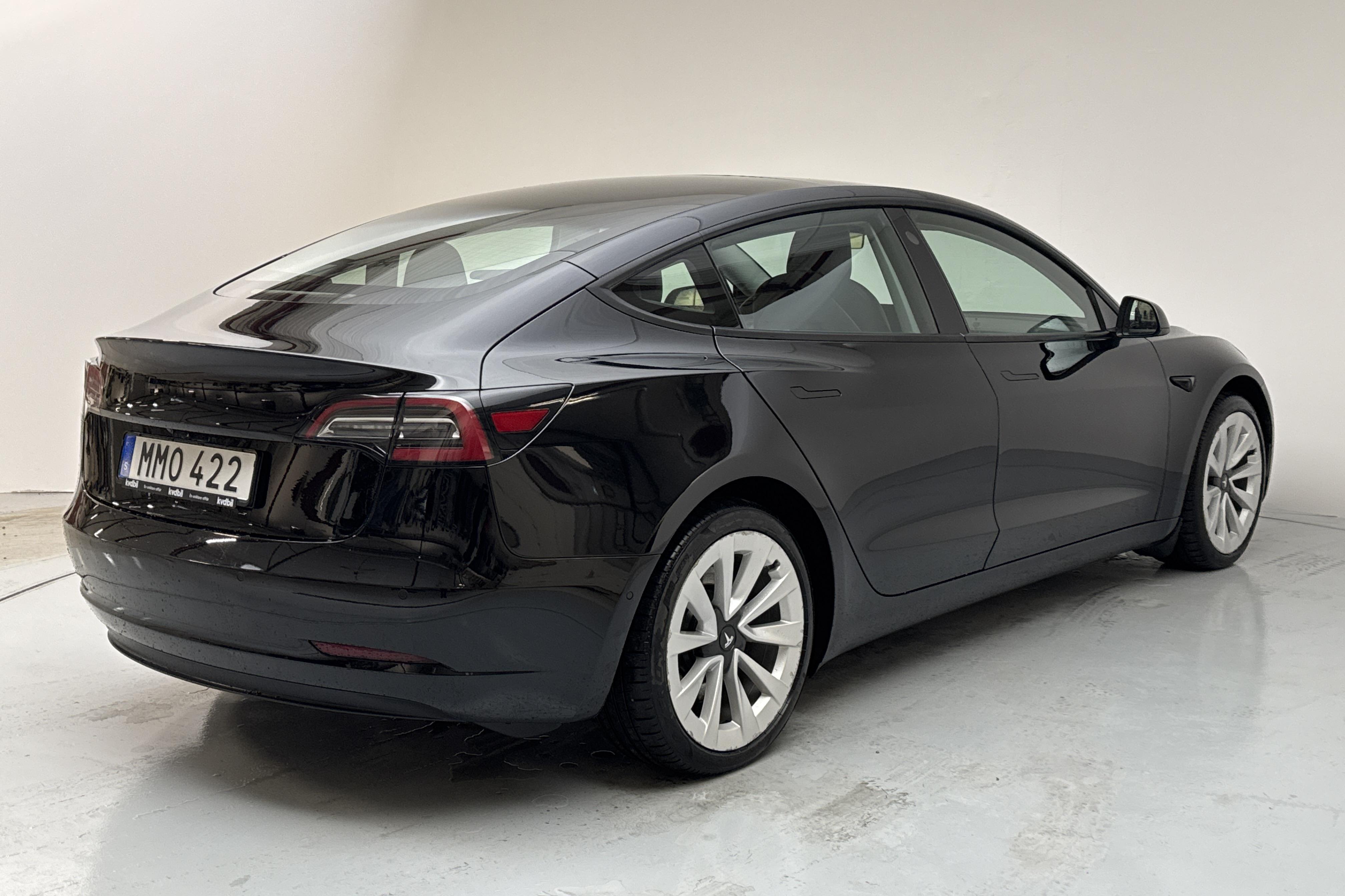 Tesla Model 3 Long Range Dual Motor AWD - 10 401 mil - Automat - svart - 2021