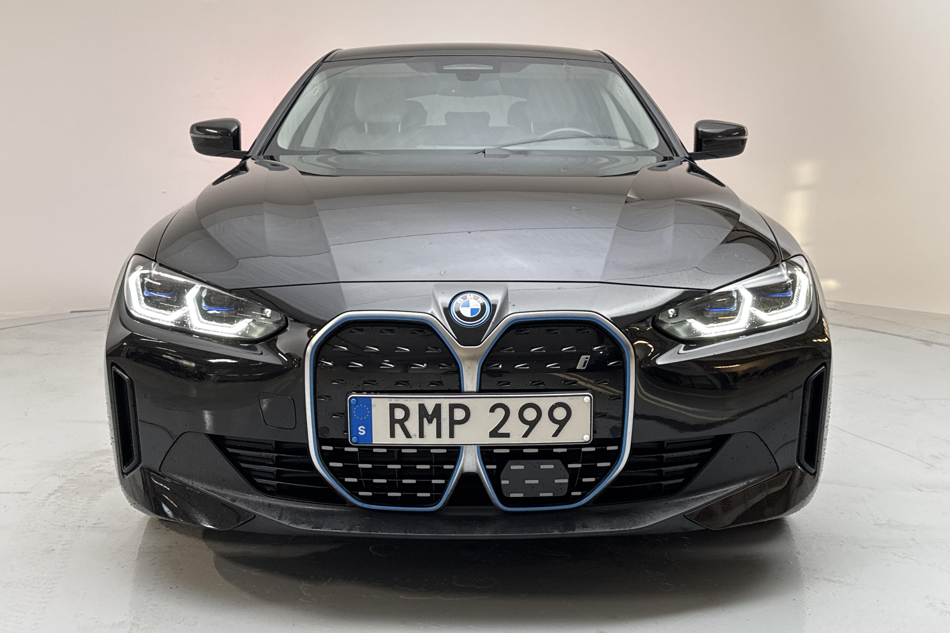 BMW i4 eDrive40, G26 (330hk) - 10 024 mil - Automat - svart - 2023