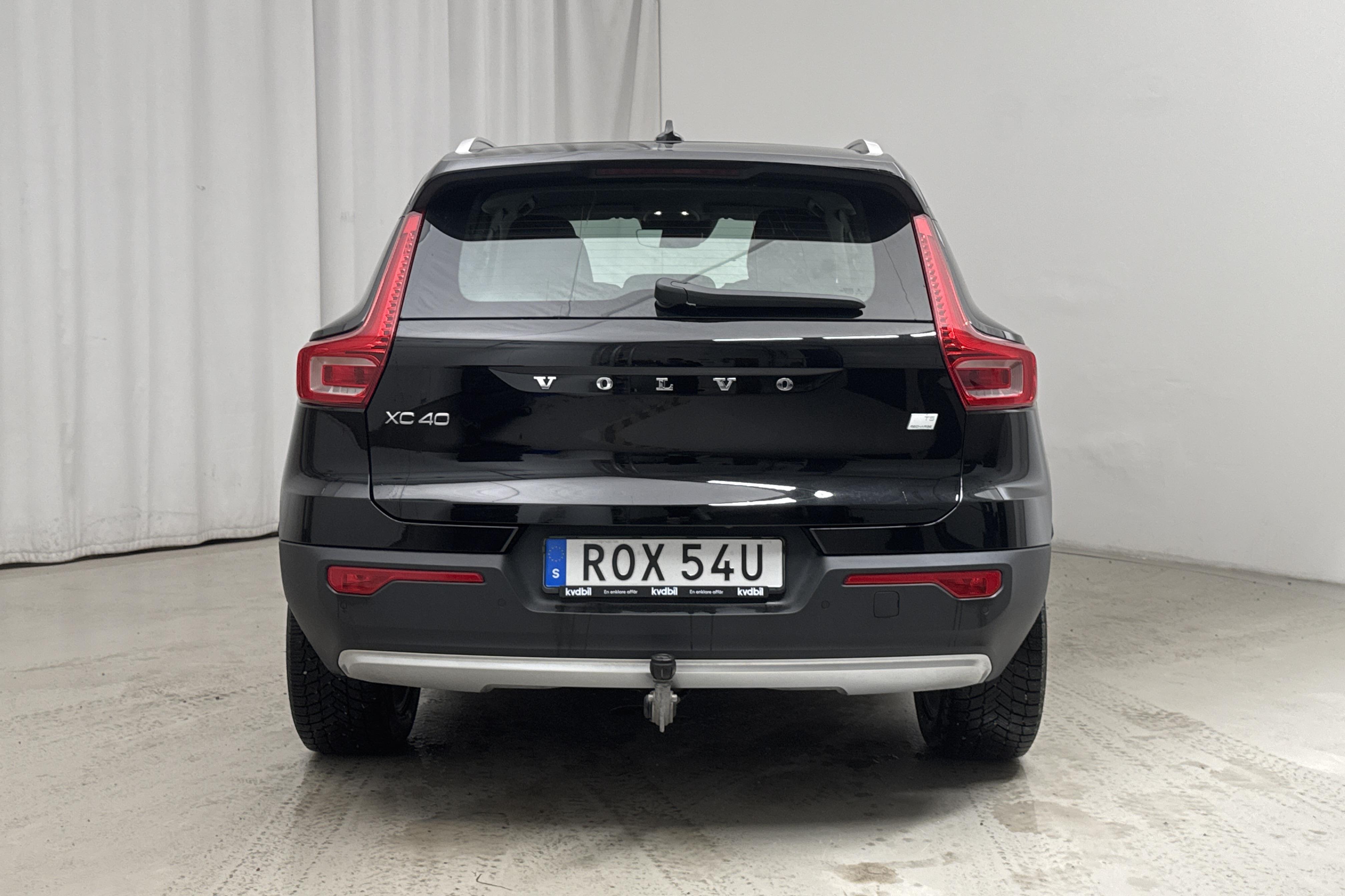 Volvo XC40 T5 FWD Recharge (262hk) - 3 331 mil - Automat - svart - 2022