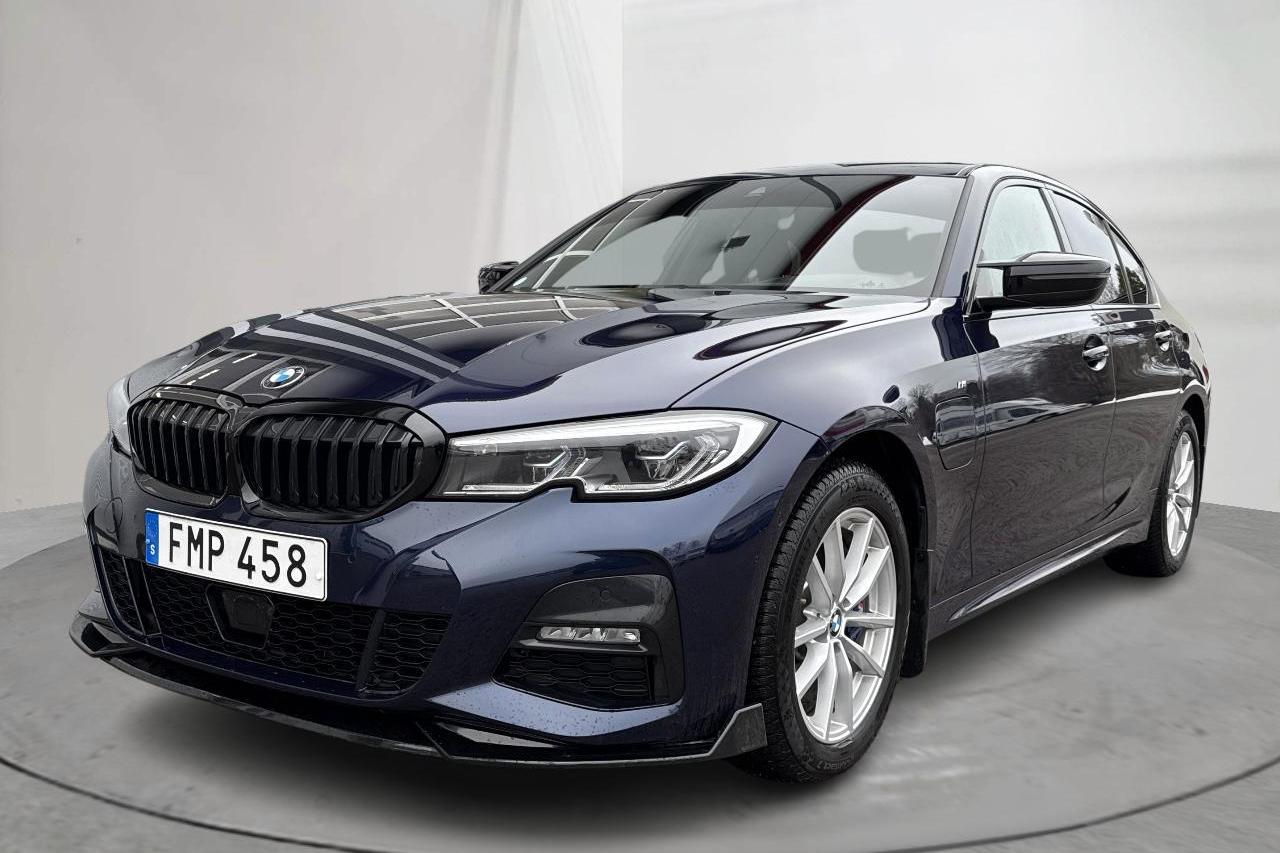 BMW 330e xDrive Sedan, G20 (292hk) - 5 129 mil - Automat - blå - 2021