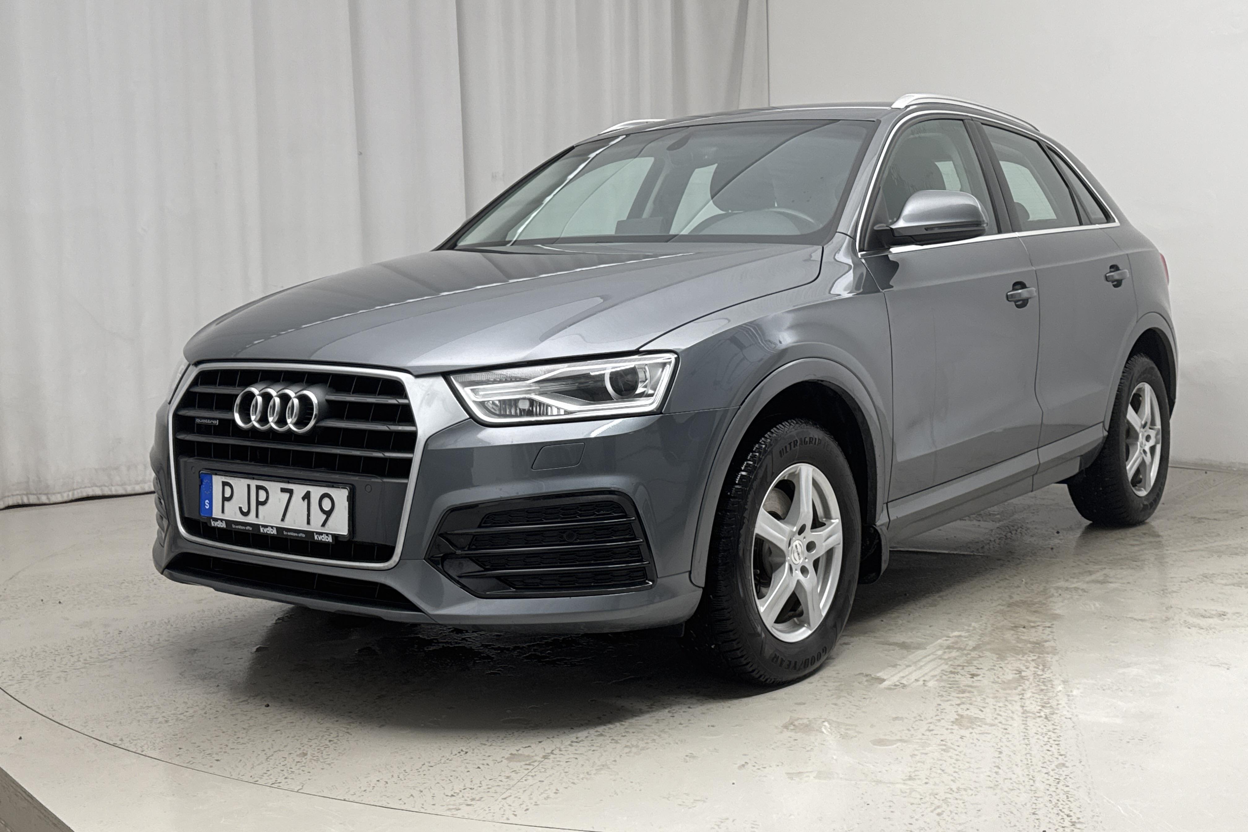 Audi Q3 2.0 TDI quattro (150hk) - 10 190 mil - Automat - grå - 2017