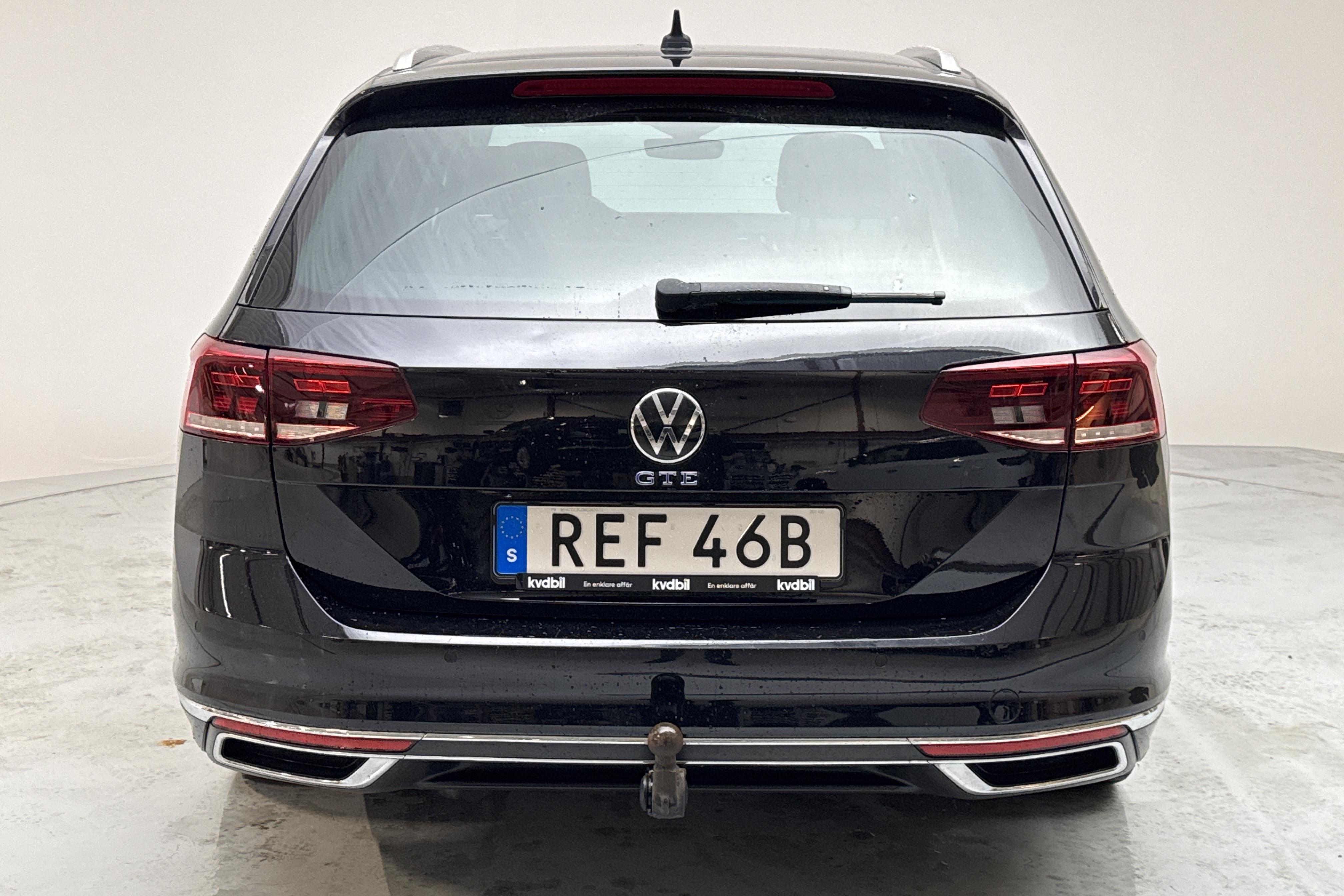 VW Passat 1.4 GTE Sportscombi (218hk) - 8 316 mil - Automat - svart - 2021