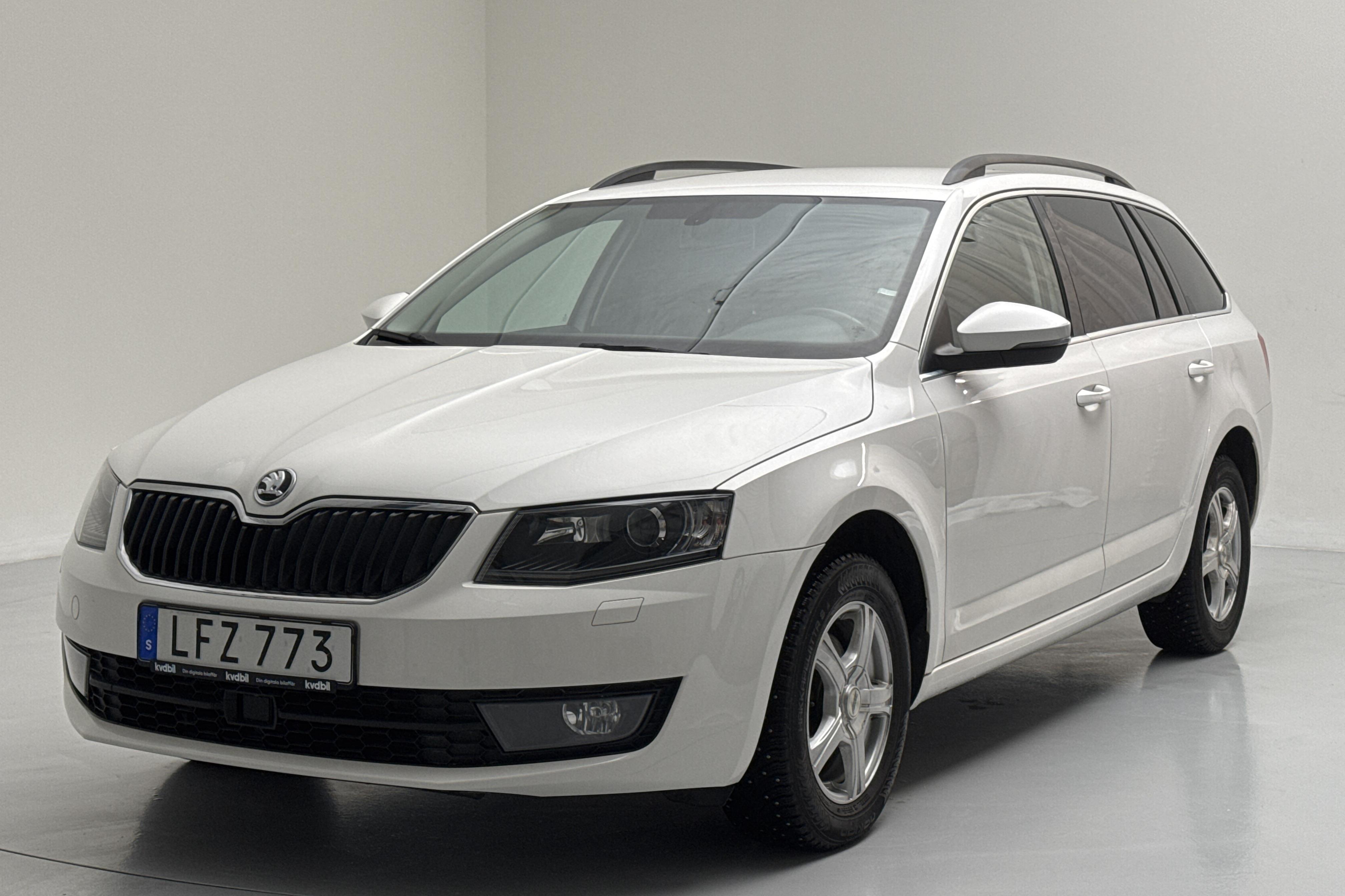 Skoda Octavia III 1.6 TDI GreenLine CR Combi (110hk) - 13 009 mil - Automat - vit - 2016