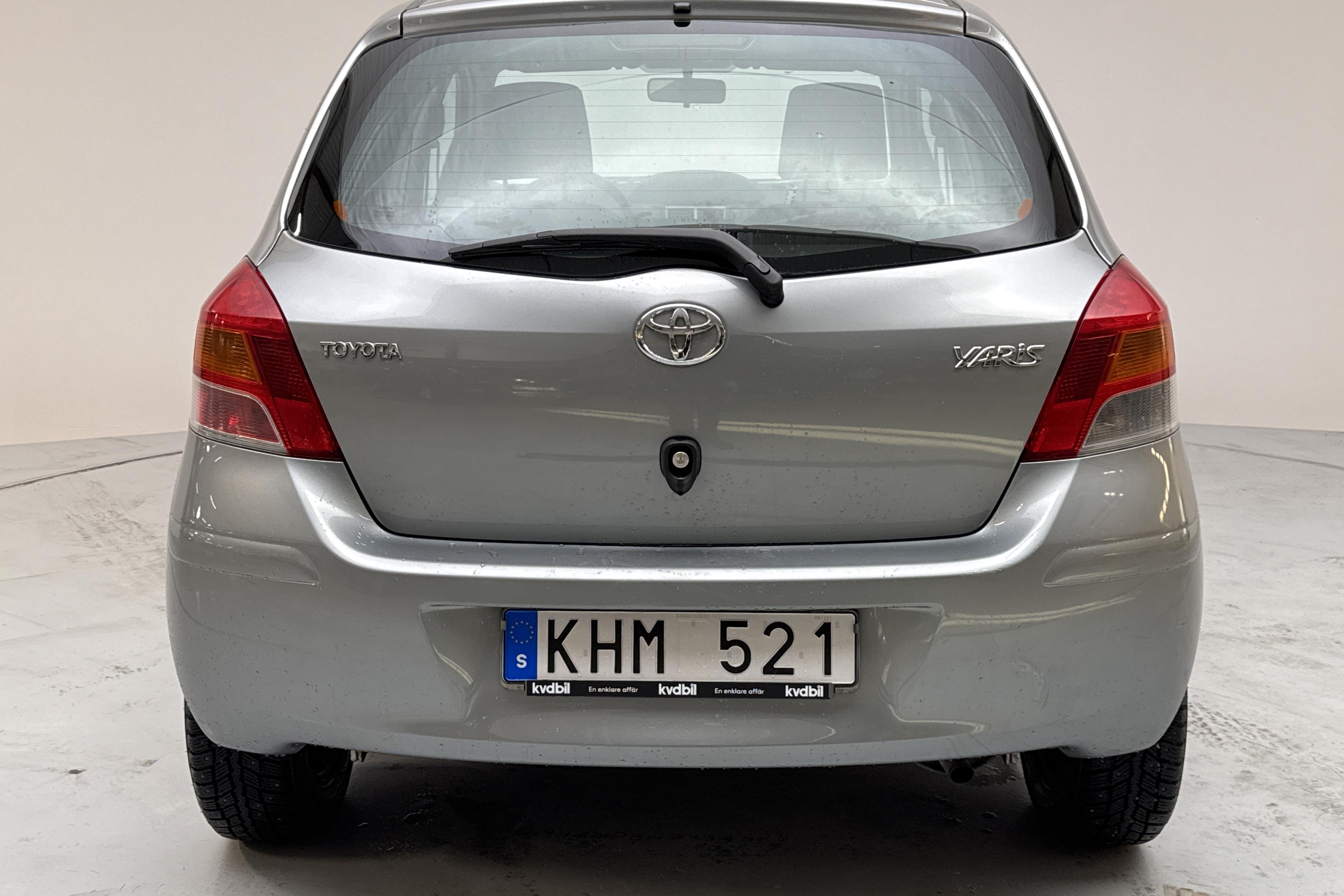 Toyota Yaris 1.0 5dr (69hk) - 15 129 mil - Manuell - grå - 2009