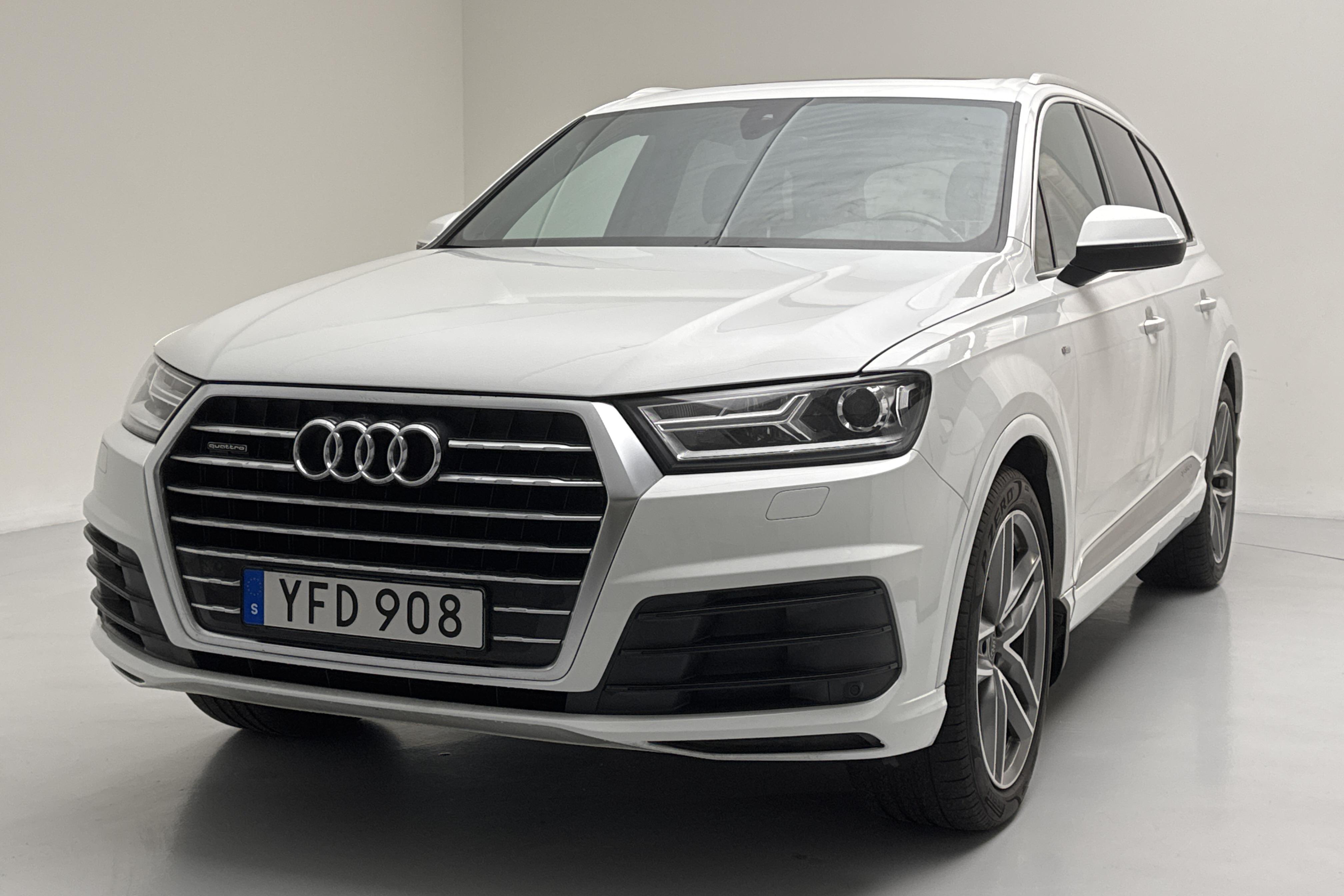 Audi Q7 3.0 TDI quattro (272hk) - 21 991 mil - Automat - vit - 2017