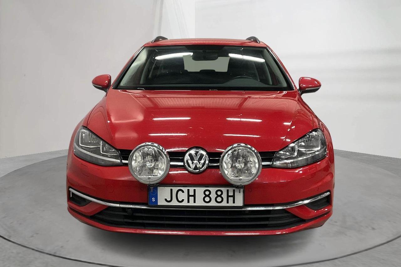 VW Golf VII 2.0 TDI Sportscombi 4MOTION (150hk) - 20 582 mil - Manuell - röd - 2019