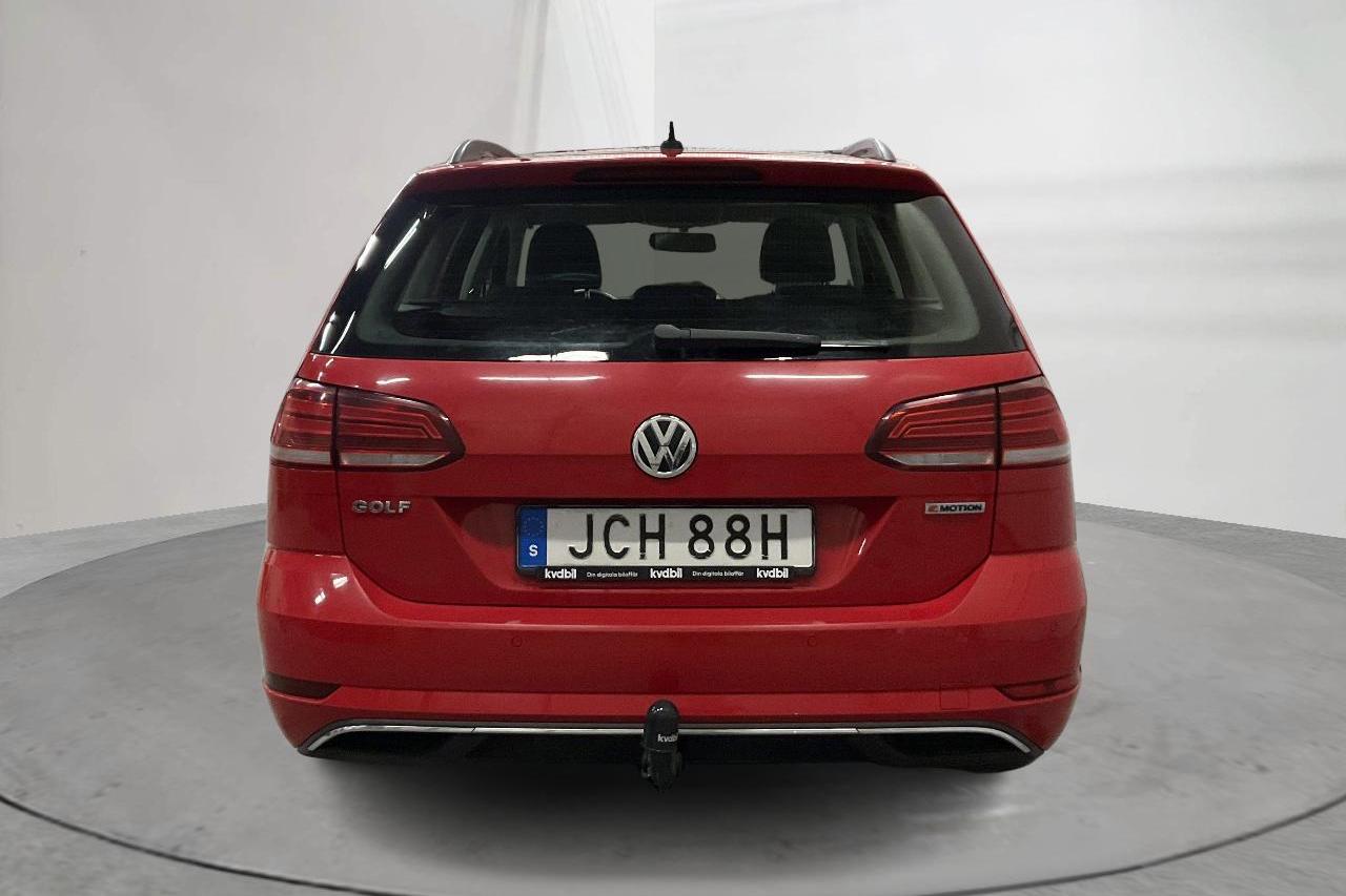 VW Golf VII 2.0 TDI Sportscombi 4MOTION (150hk) - 20 582 mil - Manuell - röd - 2019