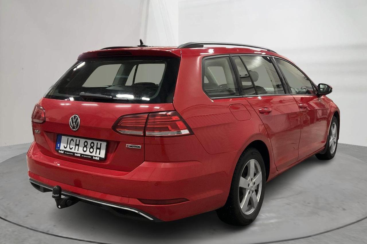 VW Golf VII 2.0 TDI Sportscombi 4MOTION (150hk) - 20 582 mil - Manuell - röd - 2019