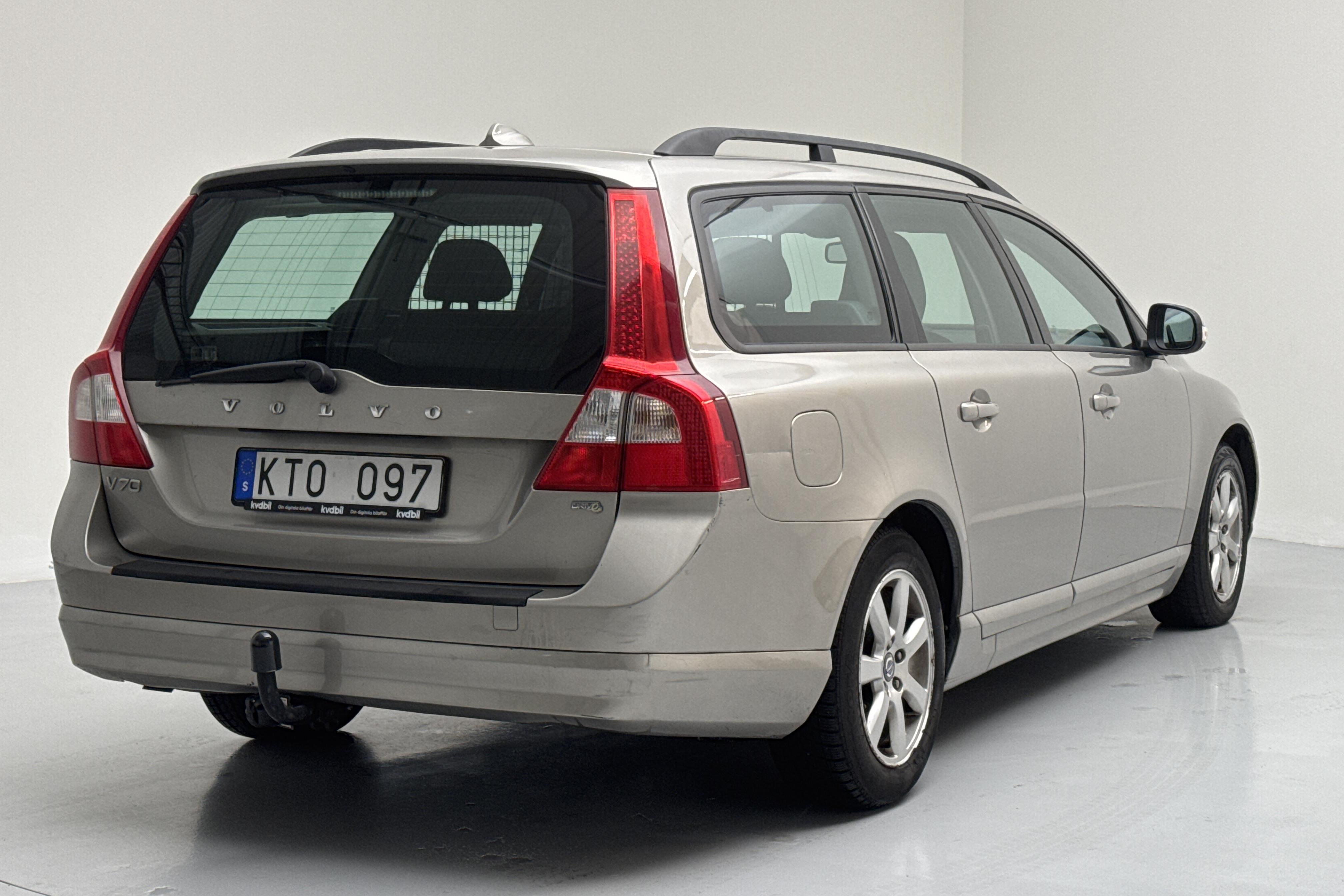 Volvo V70 II 1.6D DRIVe (109hk) - 12 357 mil - Manuell - Light Brown - 2011