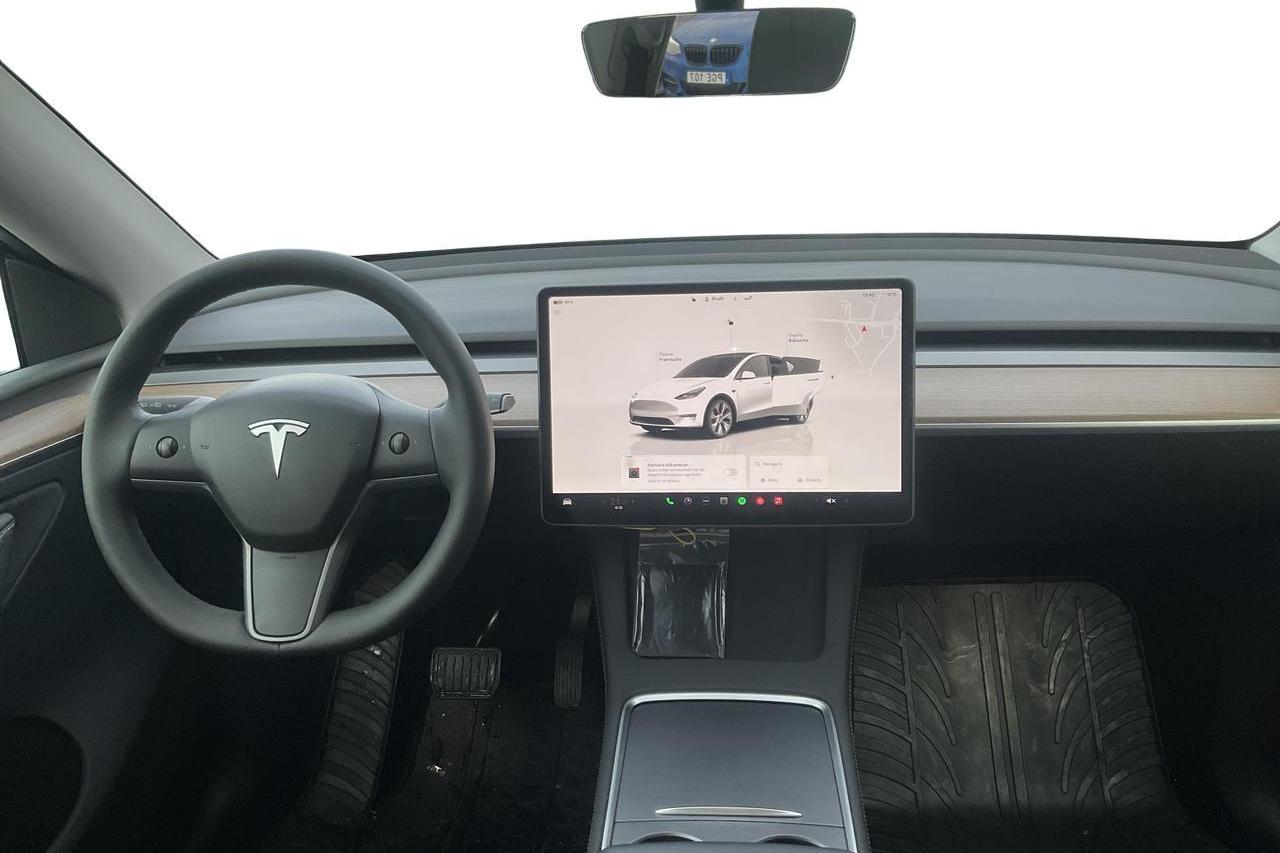 Tesla Model Y Long Range Dual Motor AWD - 3 400 mil - Automat - vit - 2023