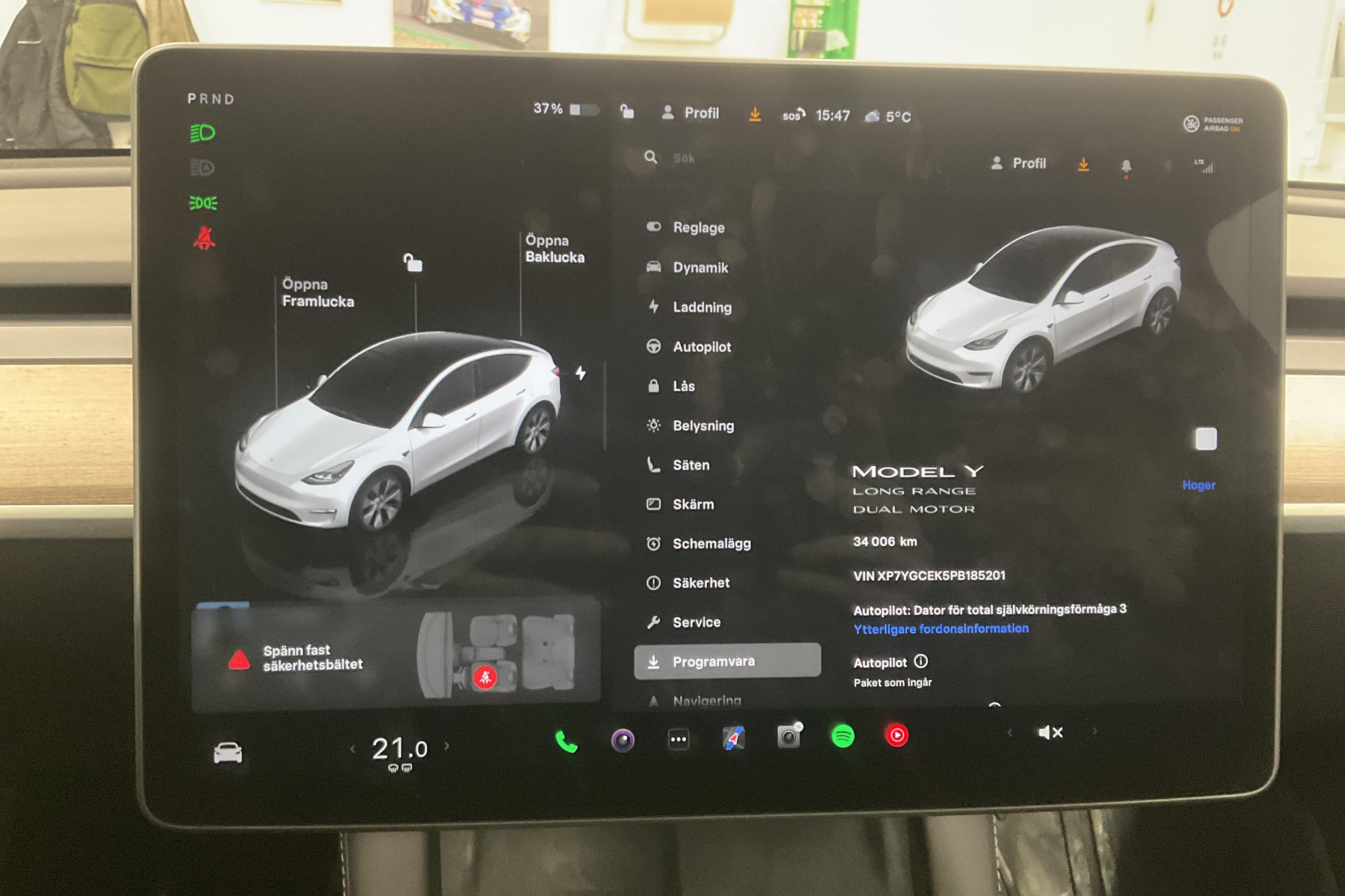 Tesla Model Y Long Range Dual Motor AWD - 3 400 mil - Automat - vit - 2023