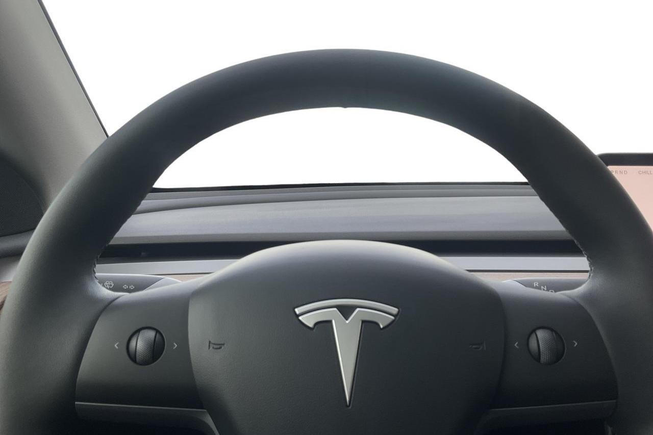 Tesla Model Y Long Range Dual Motor AWD - 3 400 mil - Automat - vit - 2023