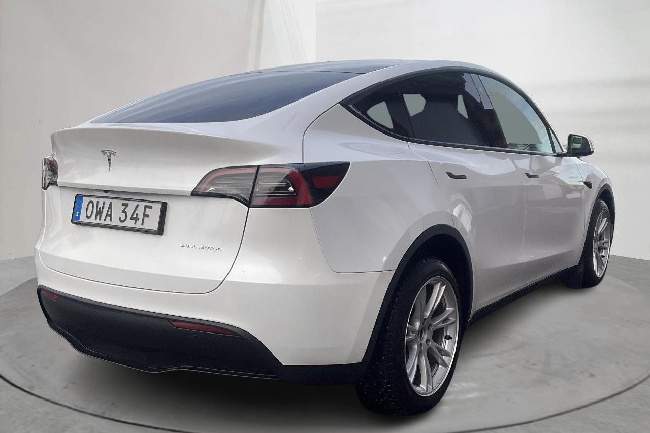 Tesla Model Y Long Range Dual Motor AWD - 3 400 mil - Automat - vit - 2023