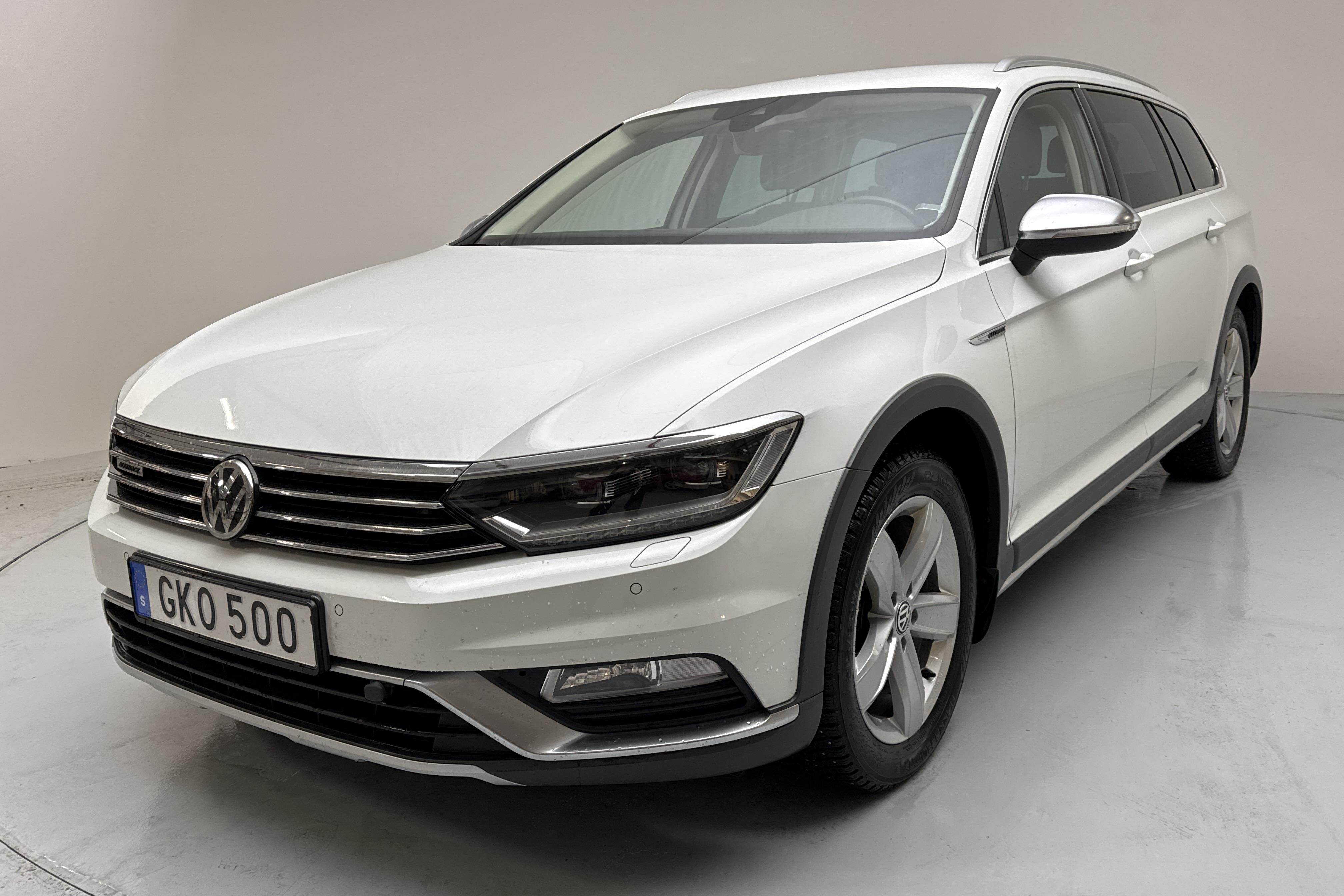 VW Passat Alltrack 2.0 TDI 4MOTION (190hk) - 11 148 mil - Automat - vit - 2018