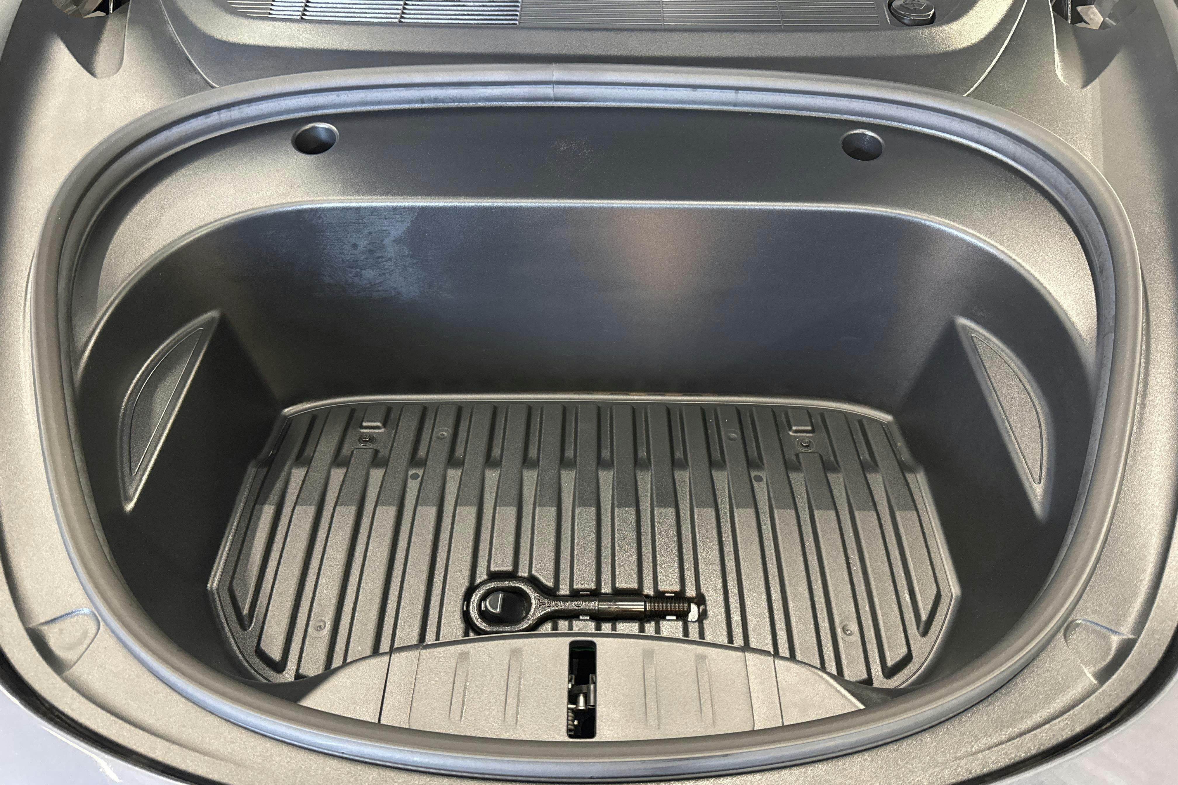 Tesla Model 3 Long Range Dual Motor AWD - 8 871 mil - Automat - grå - 2021