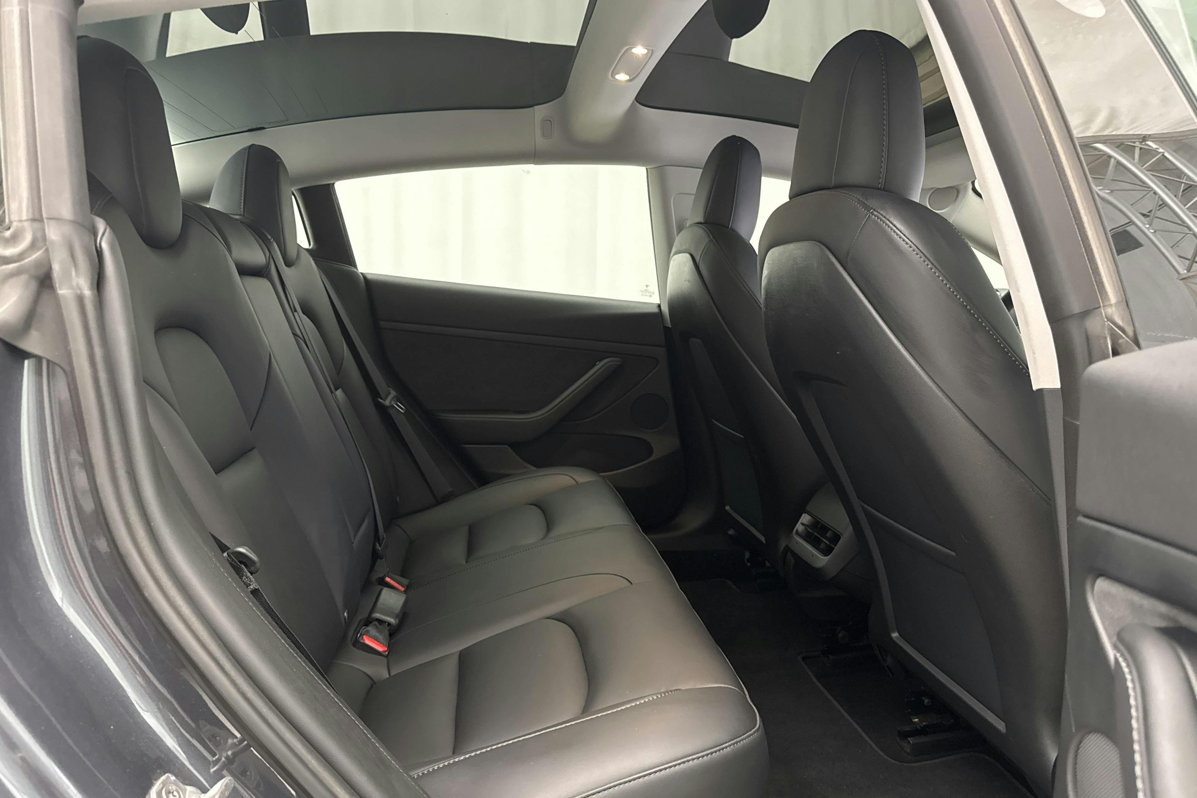 Tesla Model 3 Long Range Dual Motor AWD - 8 871 mil - Automat - grå - 2021