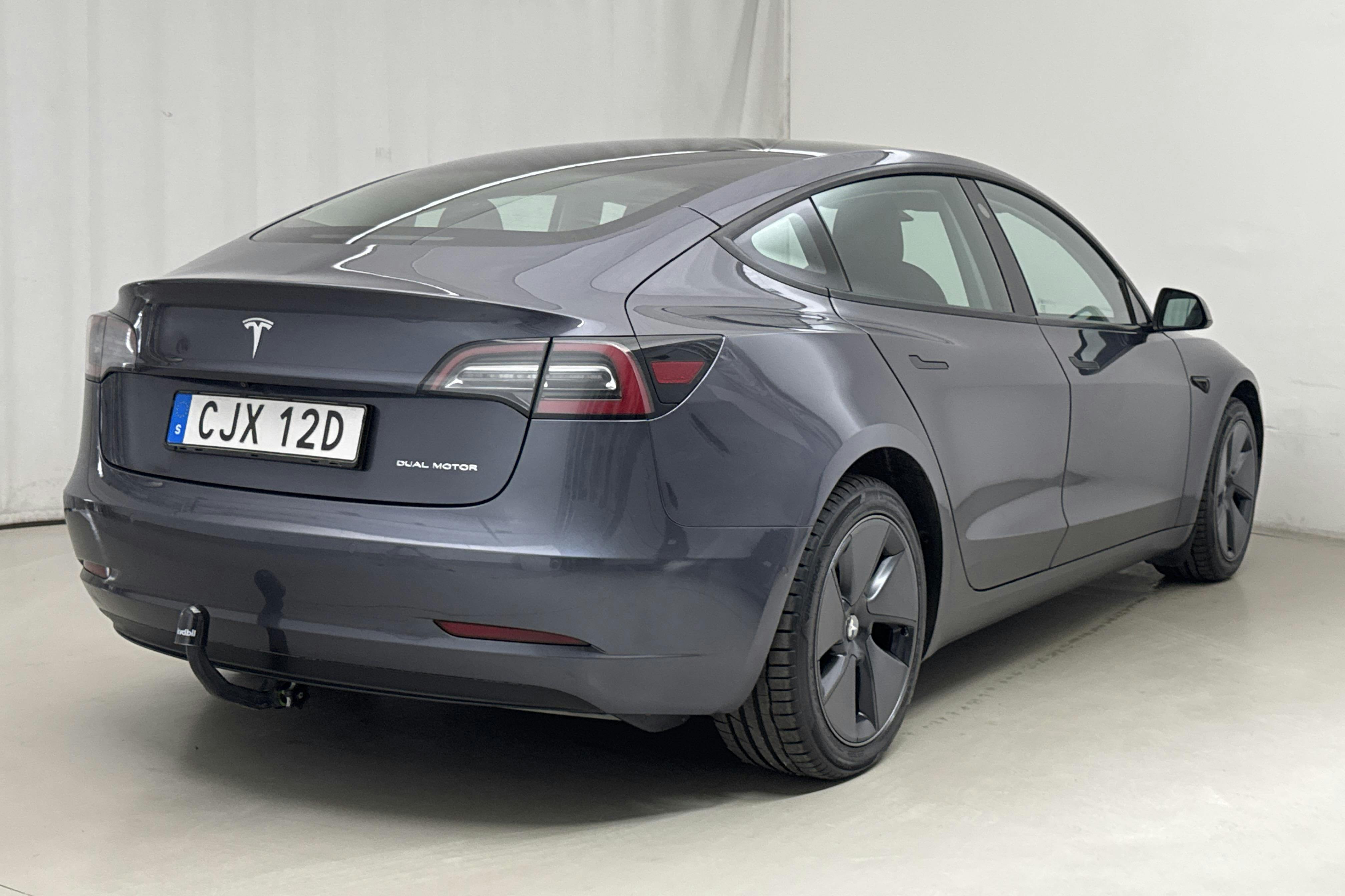 Tesla Model 3 Long Range Dual Motor AWD - 8 871 mil - Automat - grå - 2021