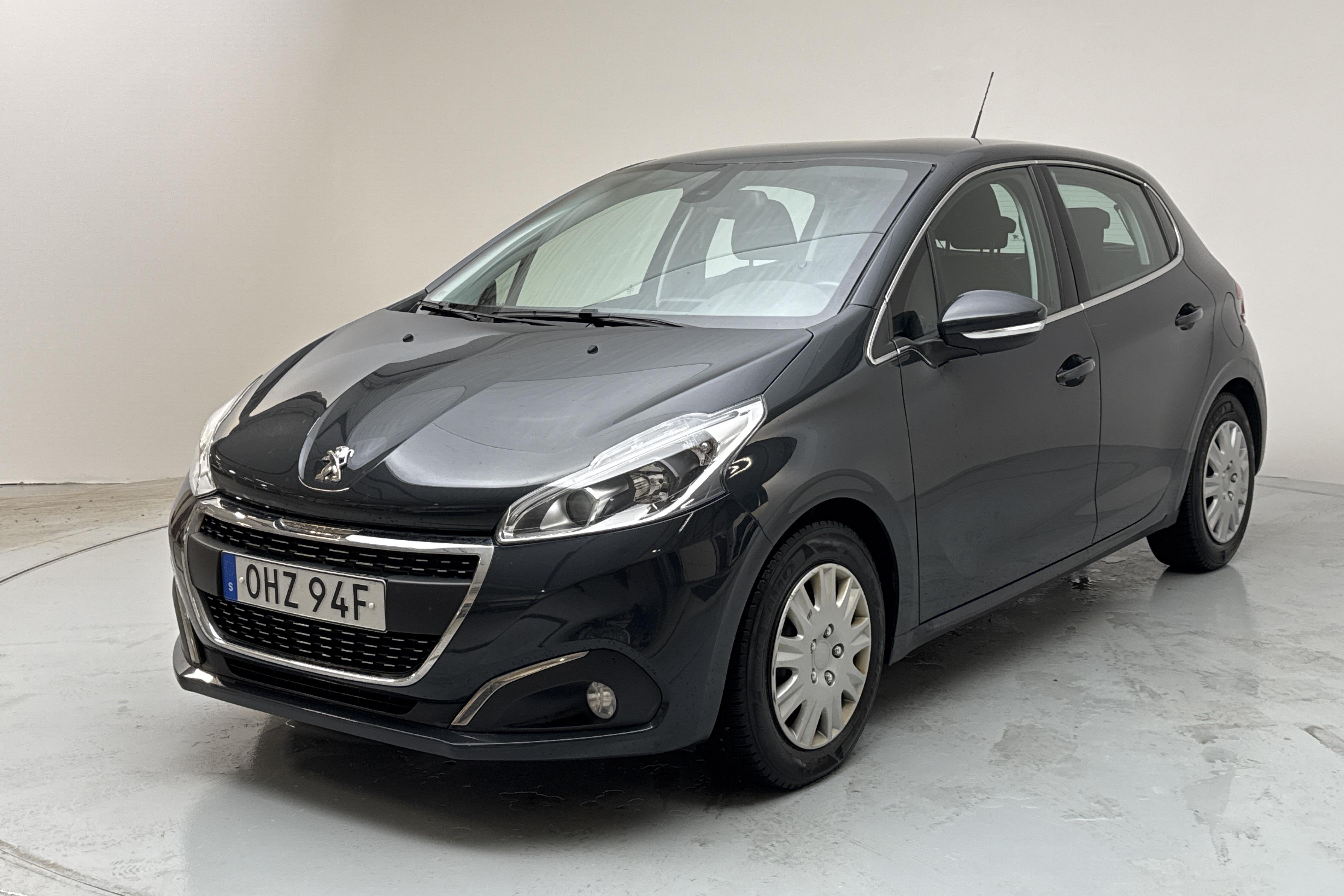 Peugeot Peugeot 208 5-dörrar 1.2 VTi Manuell - 10 753 mil - Manuell - grå - 2020