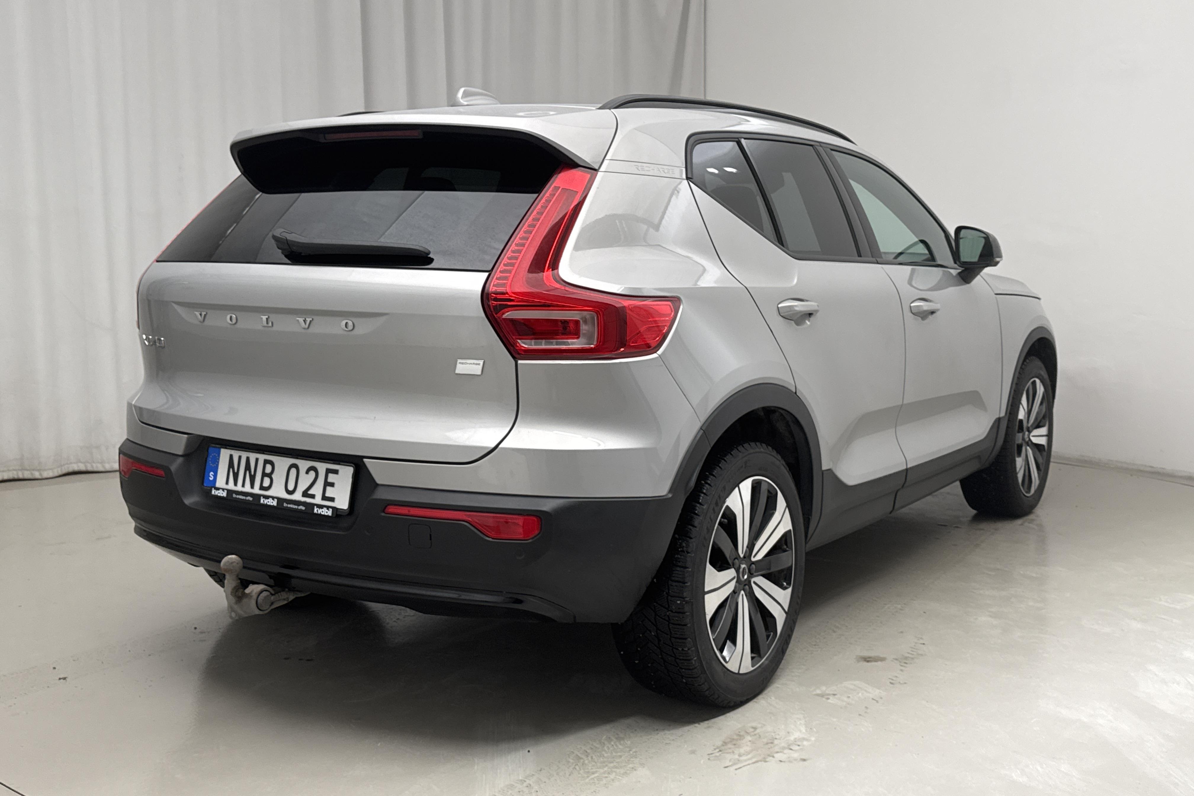 Volvo XC40 Recharge Extended Range (252hk) - 4 955 mil - Automat - silver - 2024