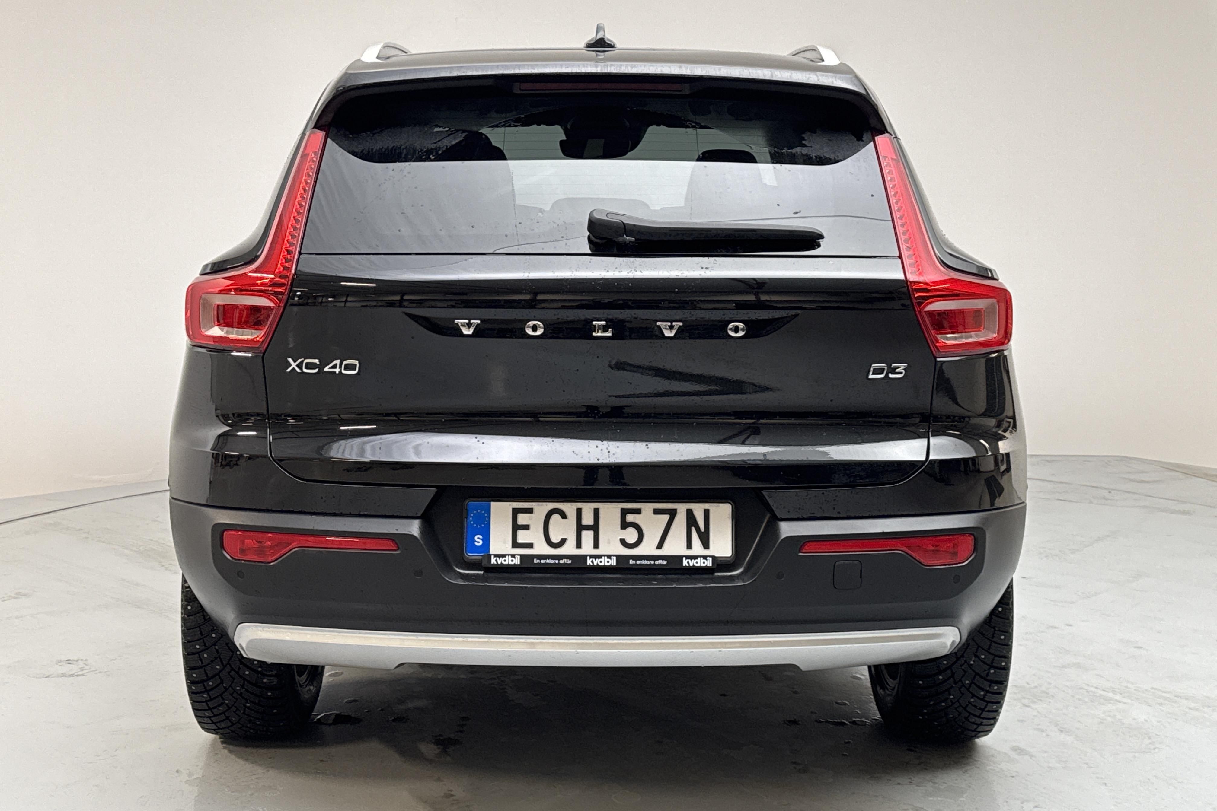 Volvo XC40 D3 2WD (150hk) - 10 228 mil - Automat - svart - 2020