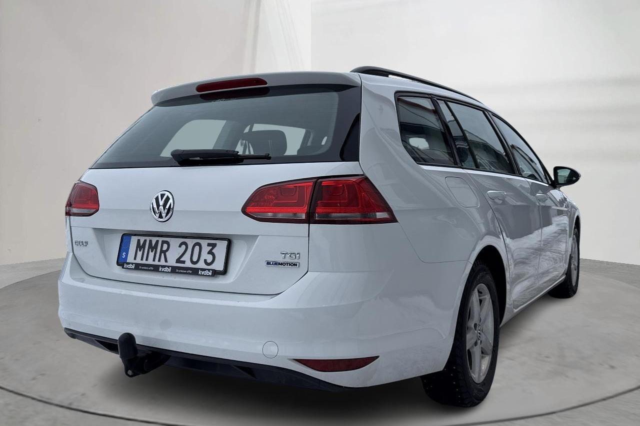 VW Golf VII 1.4 TGI BlueMotion Sportscombi (110hk) - 8 307 mil - Automat - vit - 2015