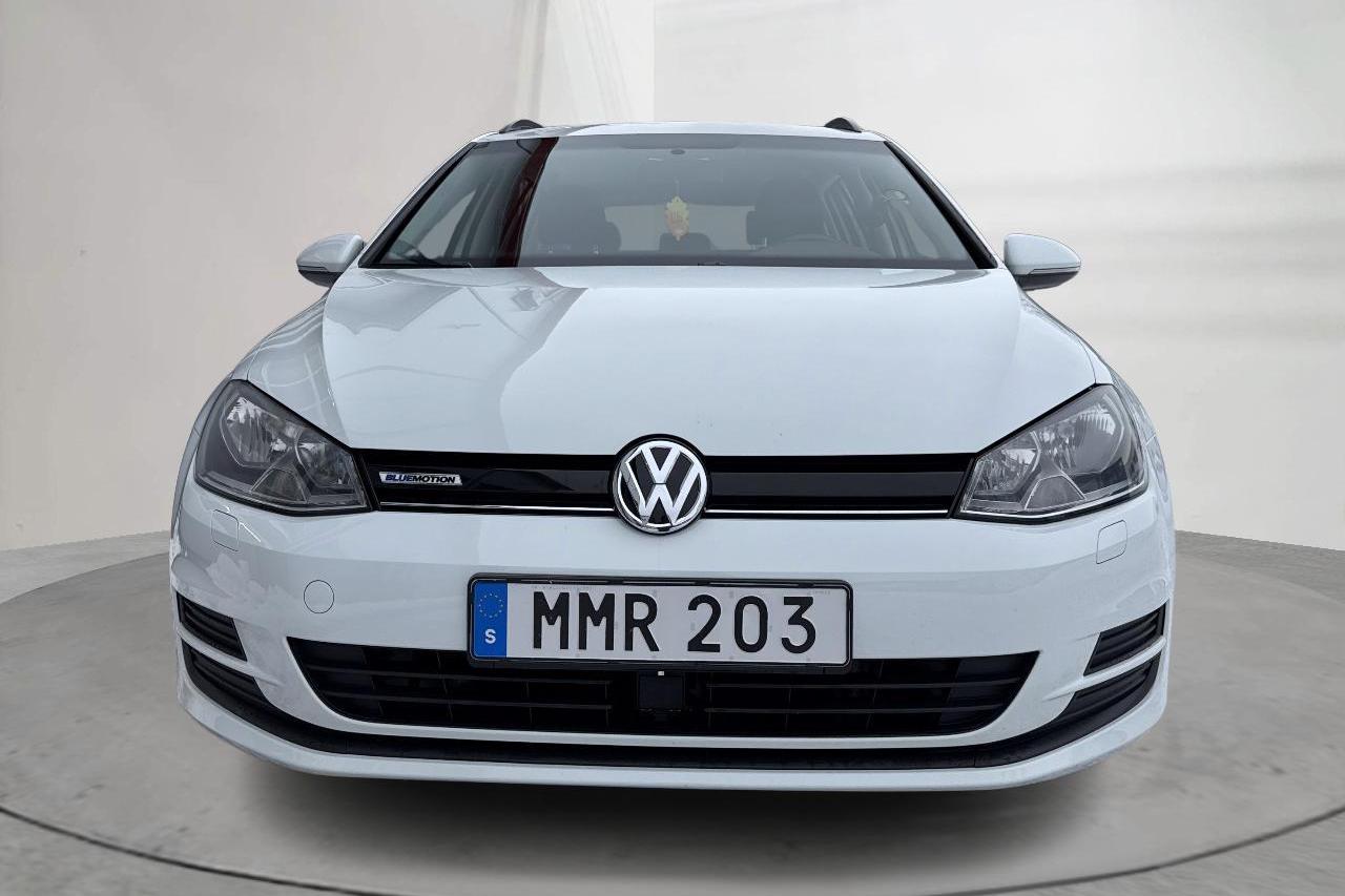 VW Golf VII 1.4 TGI BlueMotion Sportscombi (110hk) - 8 307 mil - Automat - vit - 2015