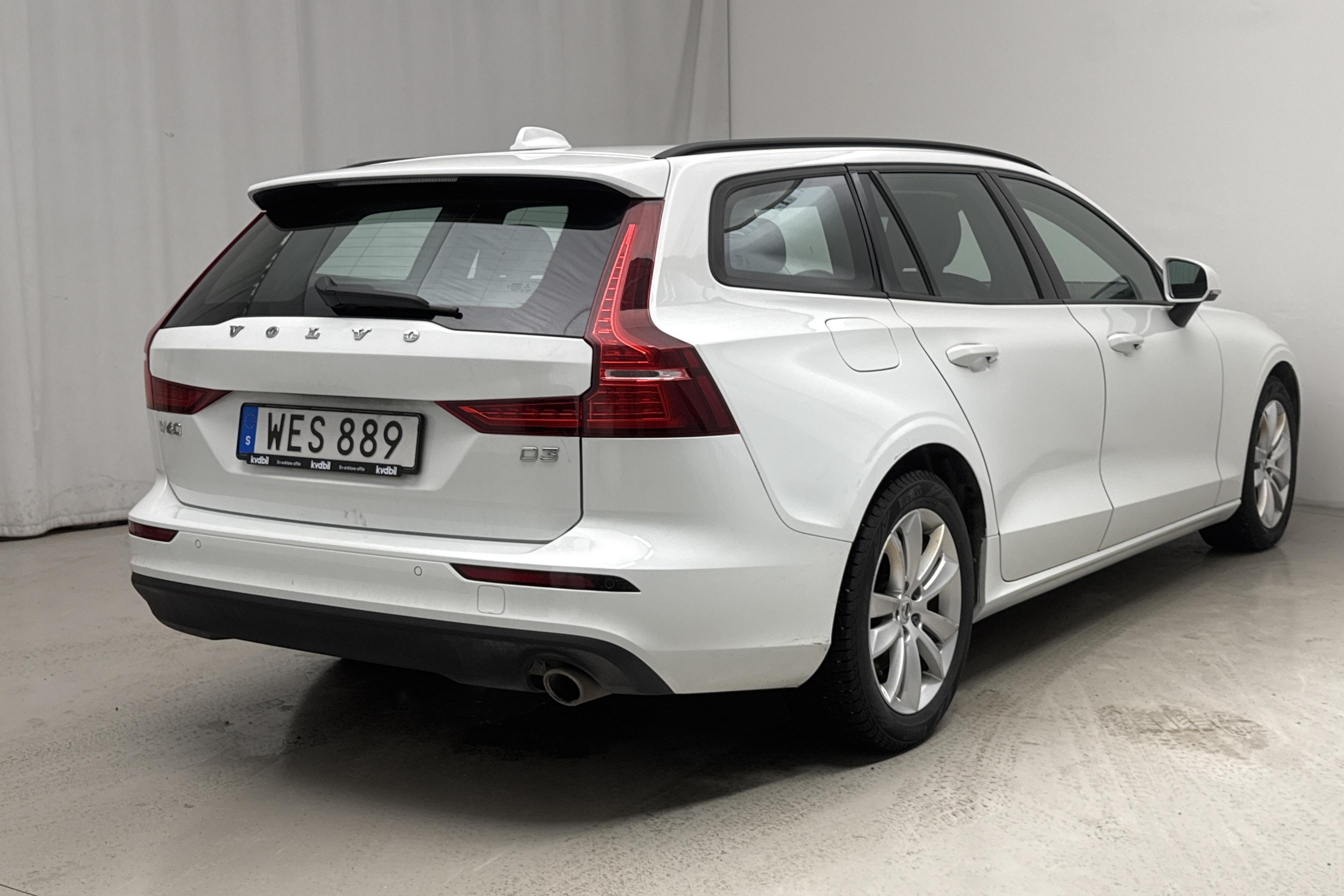 Volvo V60 D3 (150hk) - 17 375 mil - Automat - vit - 2020