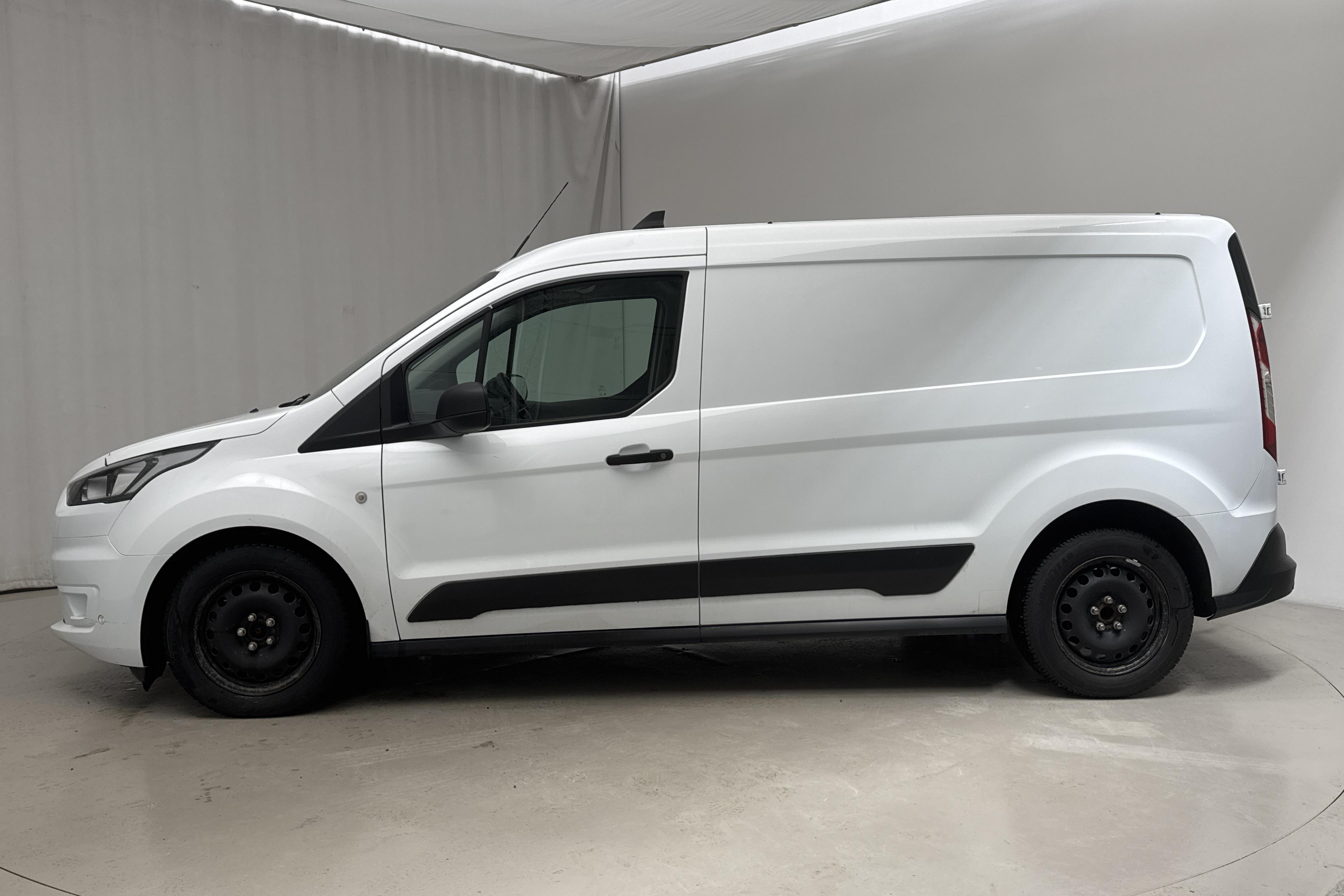 Ford Transit Connect 1.5 EcoBlue (100hk) - 7 120 mil - Automat - vit - 2022