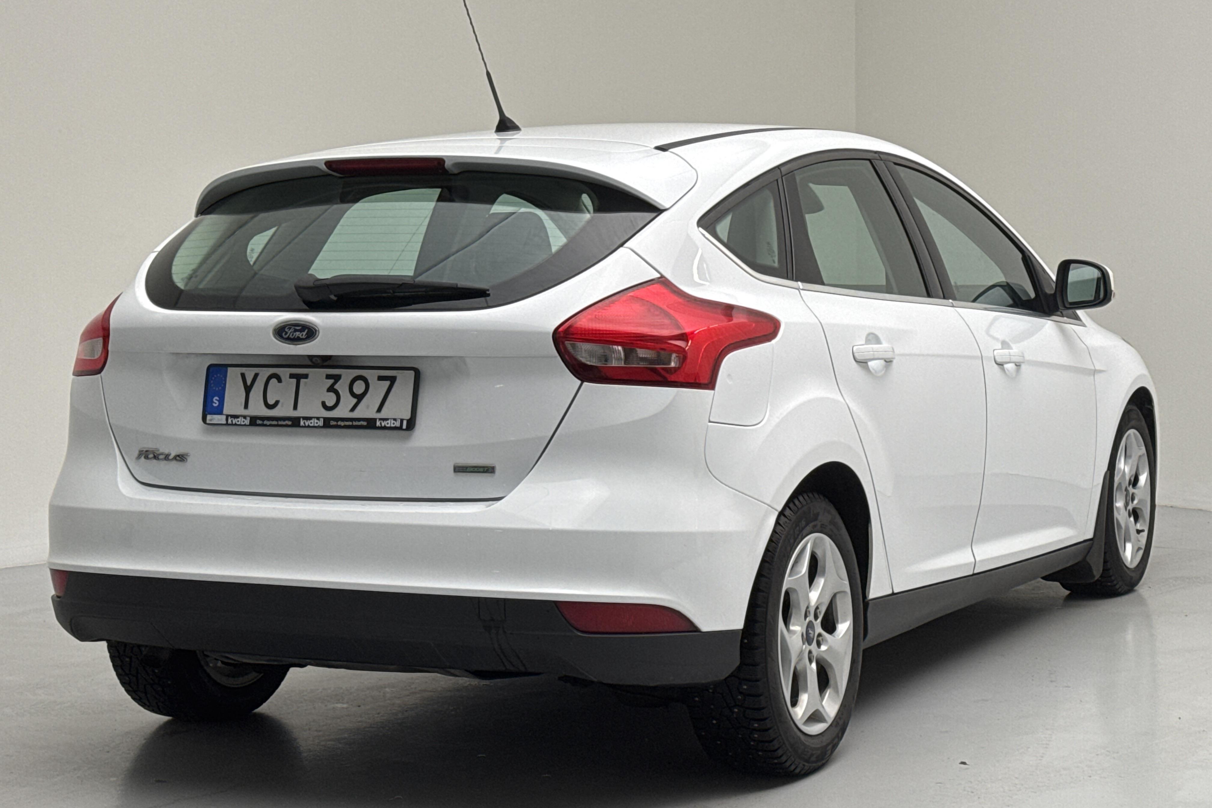 Ford Focus 1.0 EcoBoost 5dr (125hk) - 9 041 mil - Manuell - vit - 2016