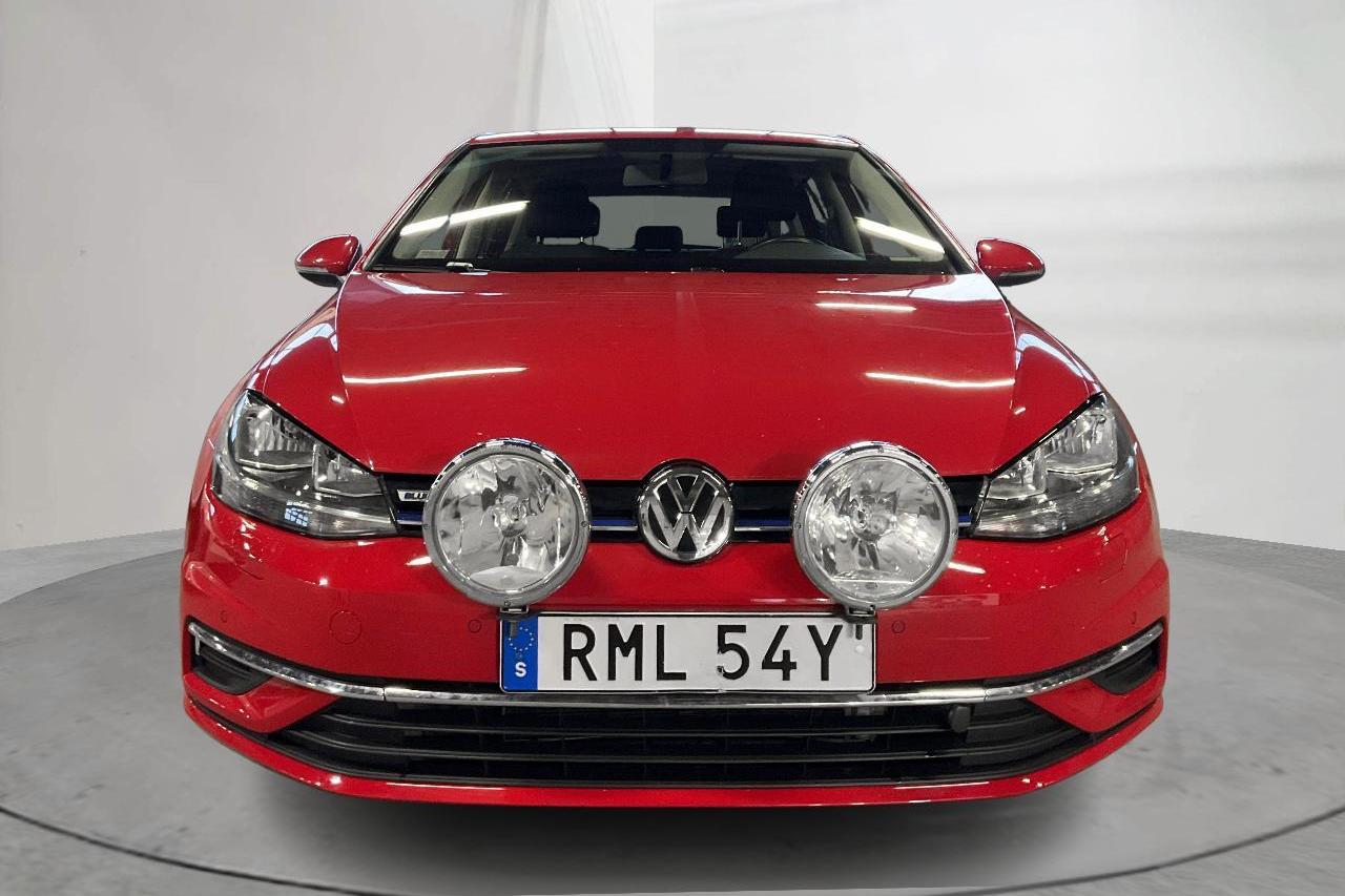 VW Golf VII 1.5 TGI 5dr (130hk) - 12 193 mil - Automat - röd - 2019