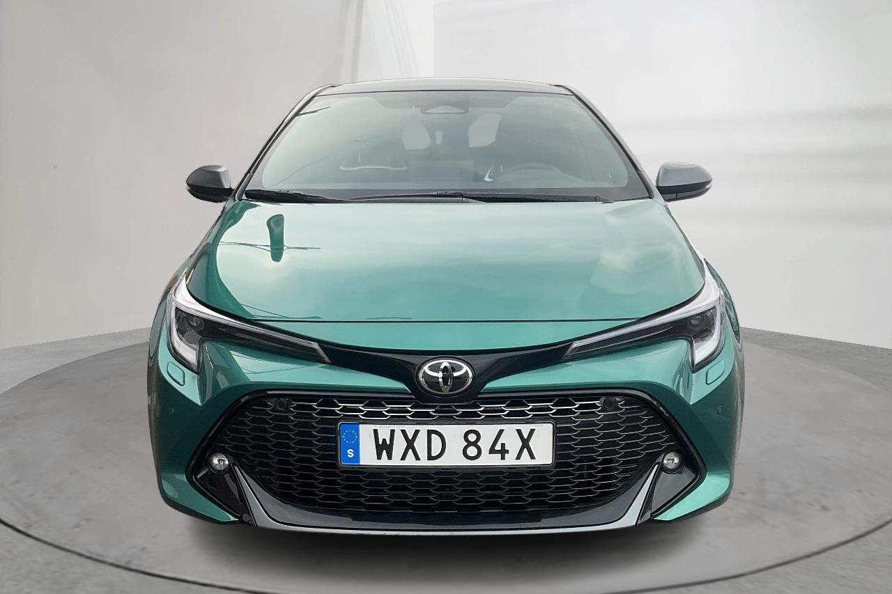 Toyota Corolla 1.8 Hybrid 5dr (140hk) - 1 414 mil - Automat - grön - 2024