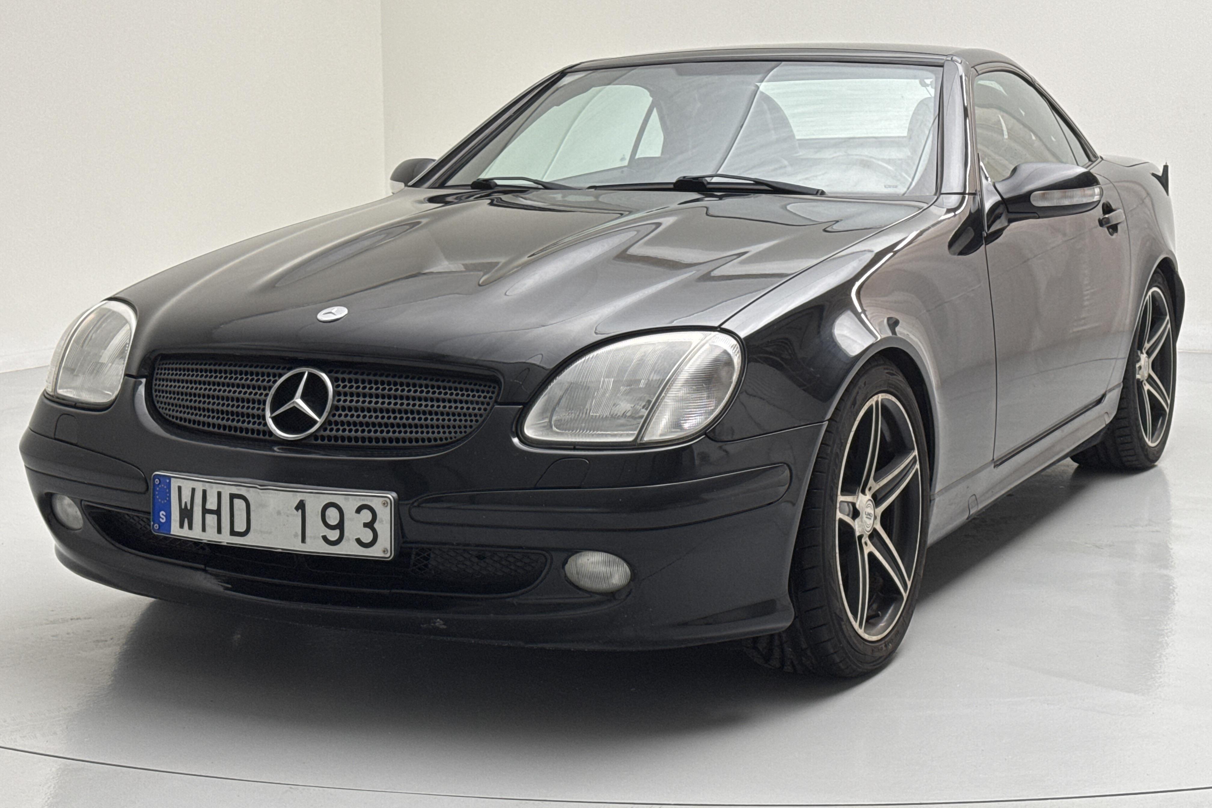 Mercedes SLK 230 Kompressor R170 (197hk) - 16 496 mil - Manuell - svart - 2002