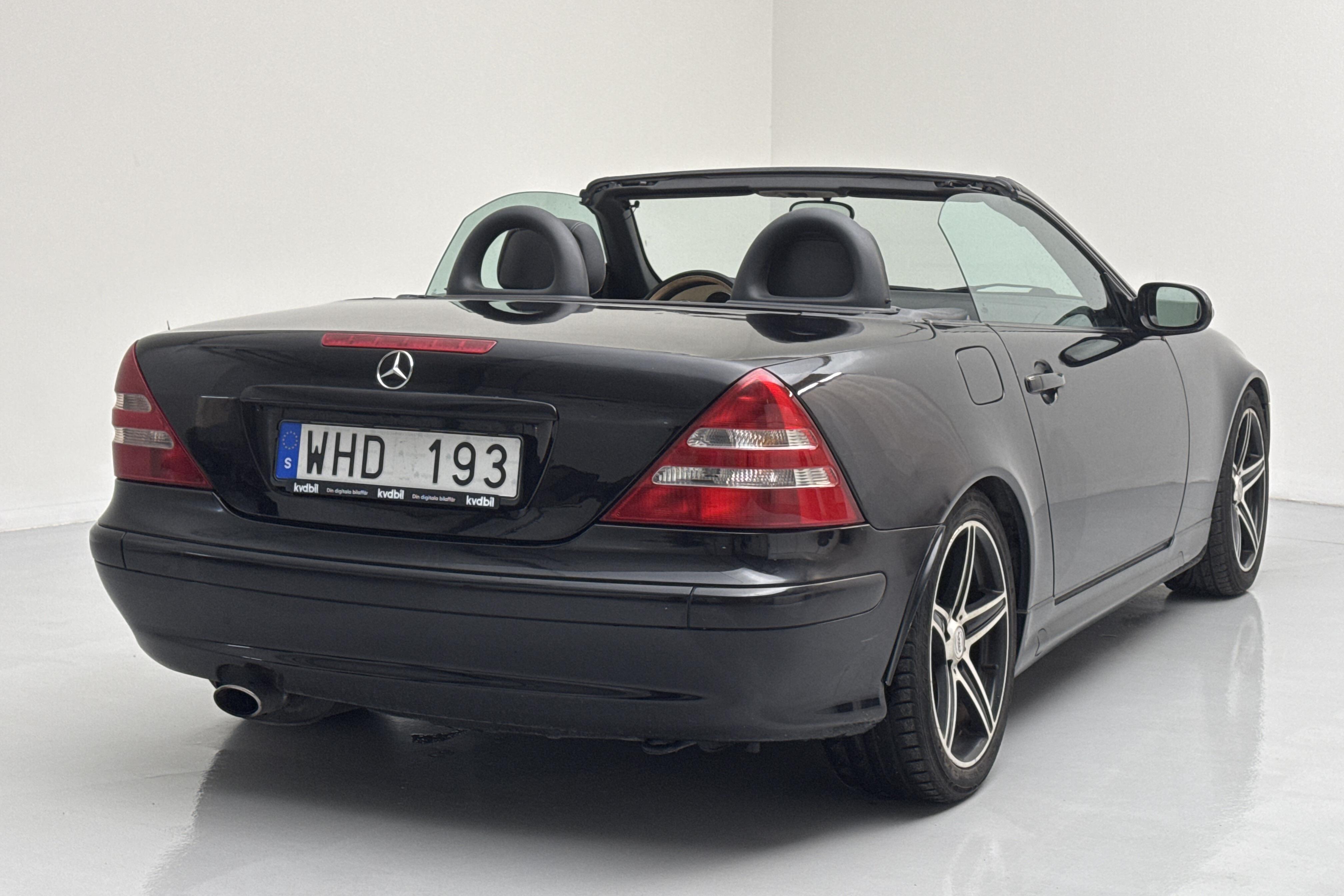 Mercedes SLK 230 Kompressor R170 (197hk) - 16 496 mil - Manuell - svart - 2002