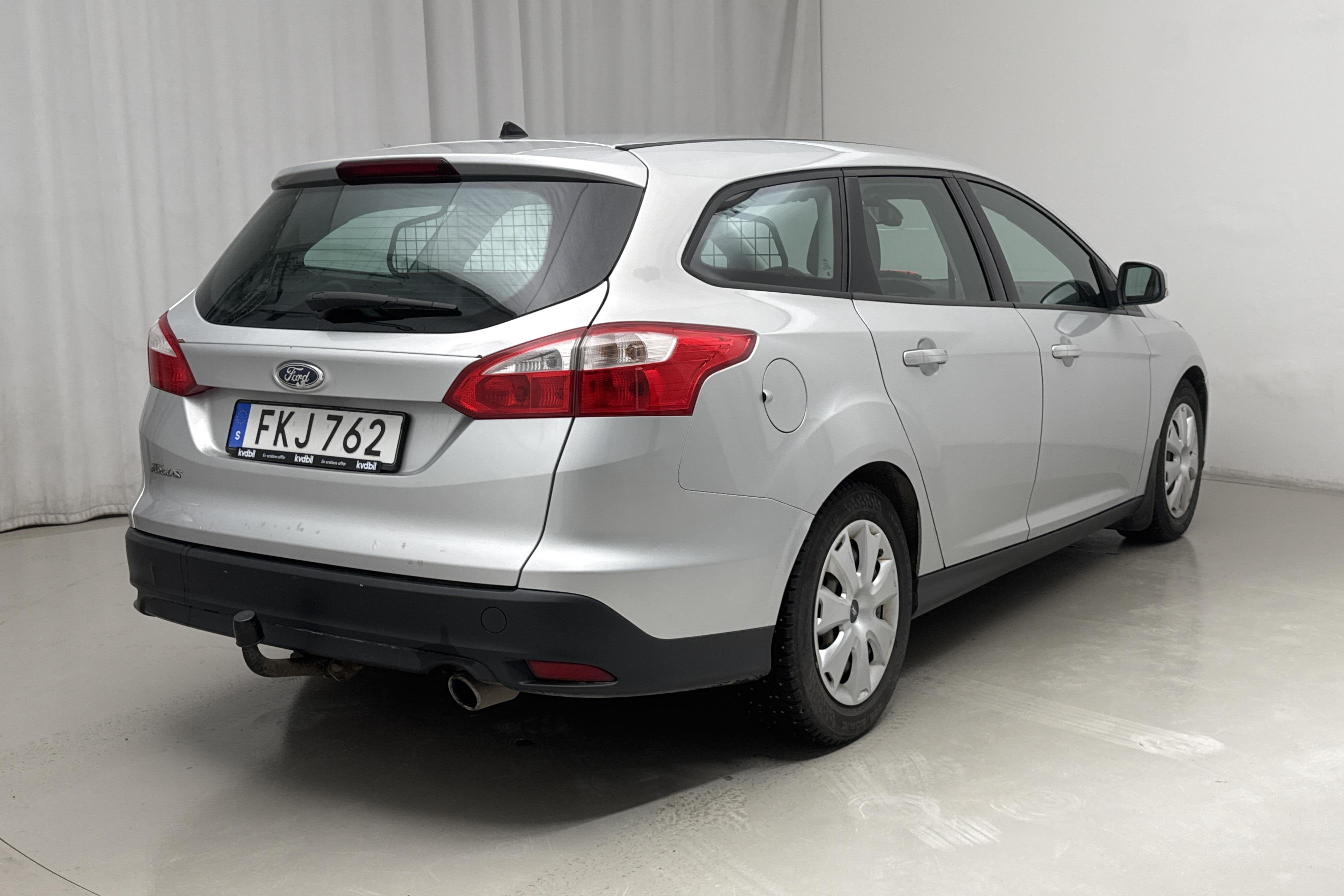 Ford Focus 1.6 Flexifuel Kombi (150hk) - 18 146 mil - Manuell - grå - 2014