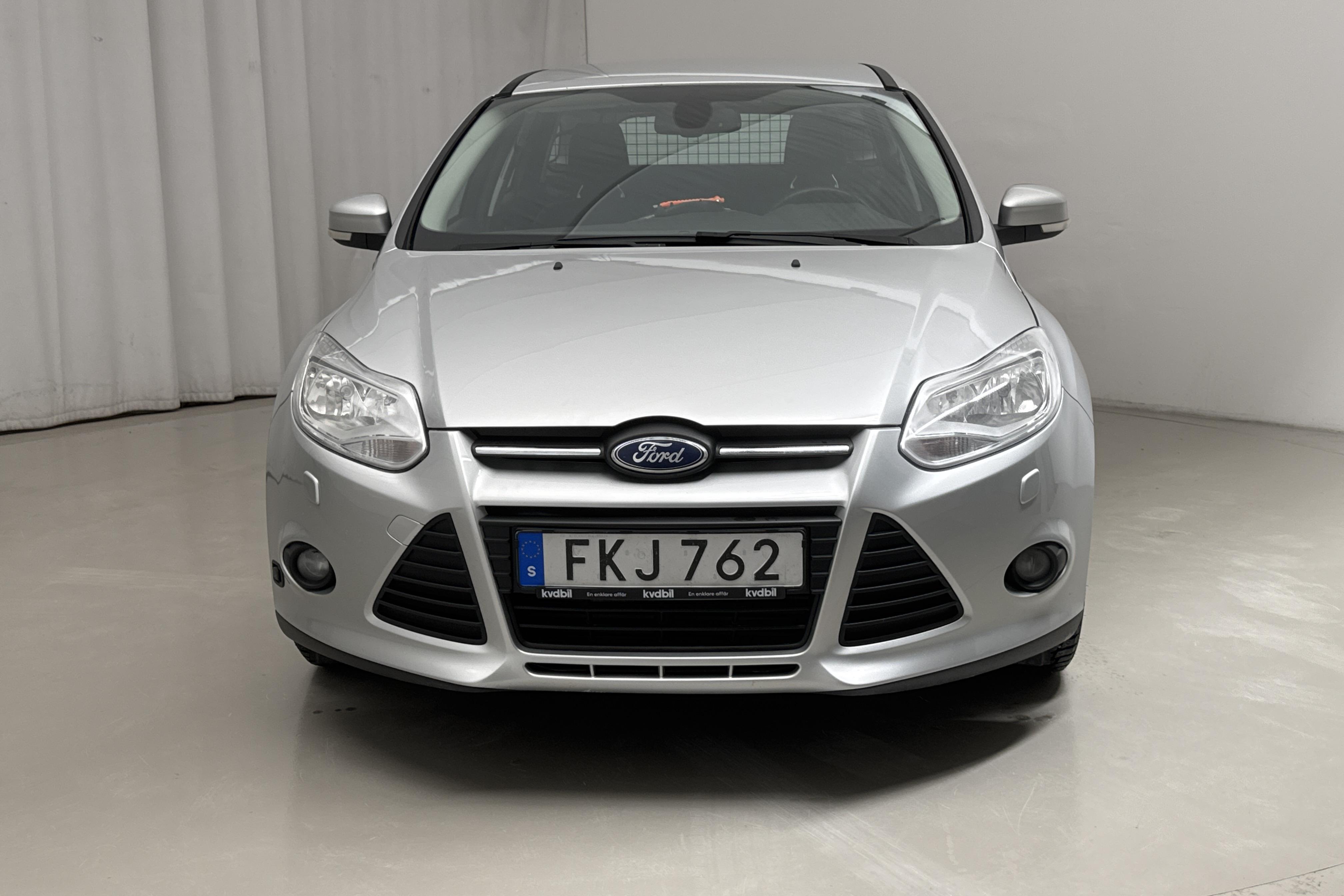 Ford Focus 1.6 Flexifuel Kombi (150hk) - 18 146 mil - Manuell - grå - 2014