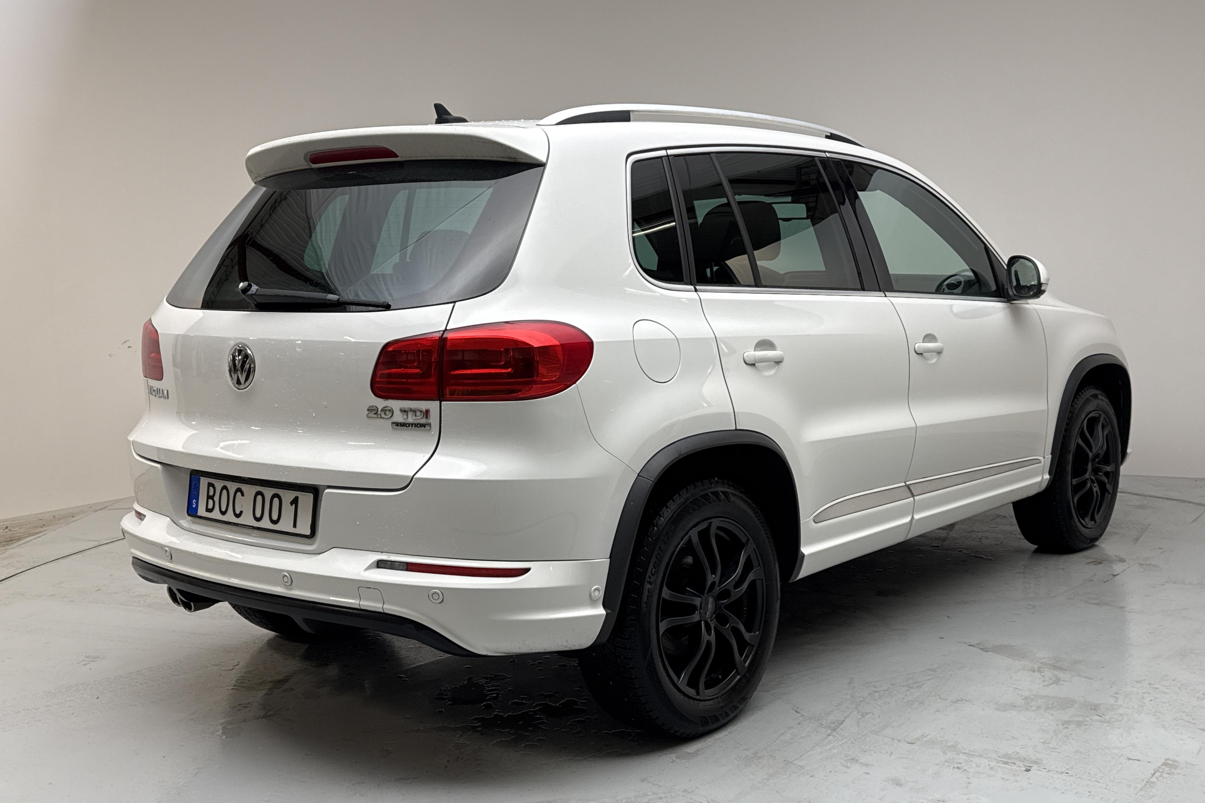 VW Tiguan 2.0 TDI 4MOTION BlueMotion Technology (177hk) - 16 501 mil - Automat - vit - 2014