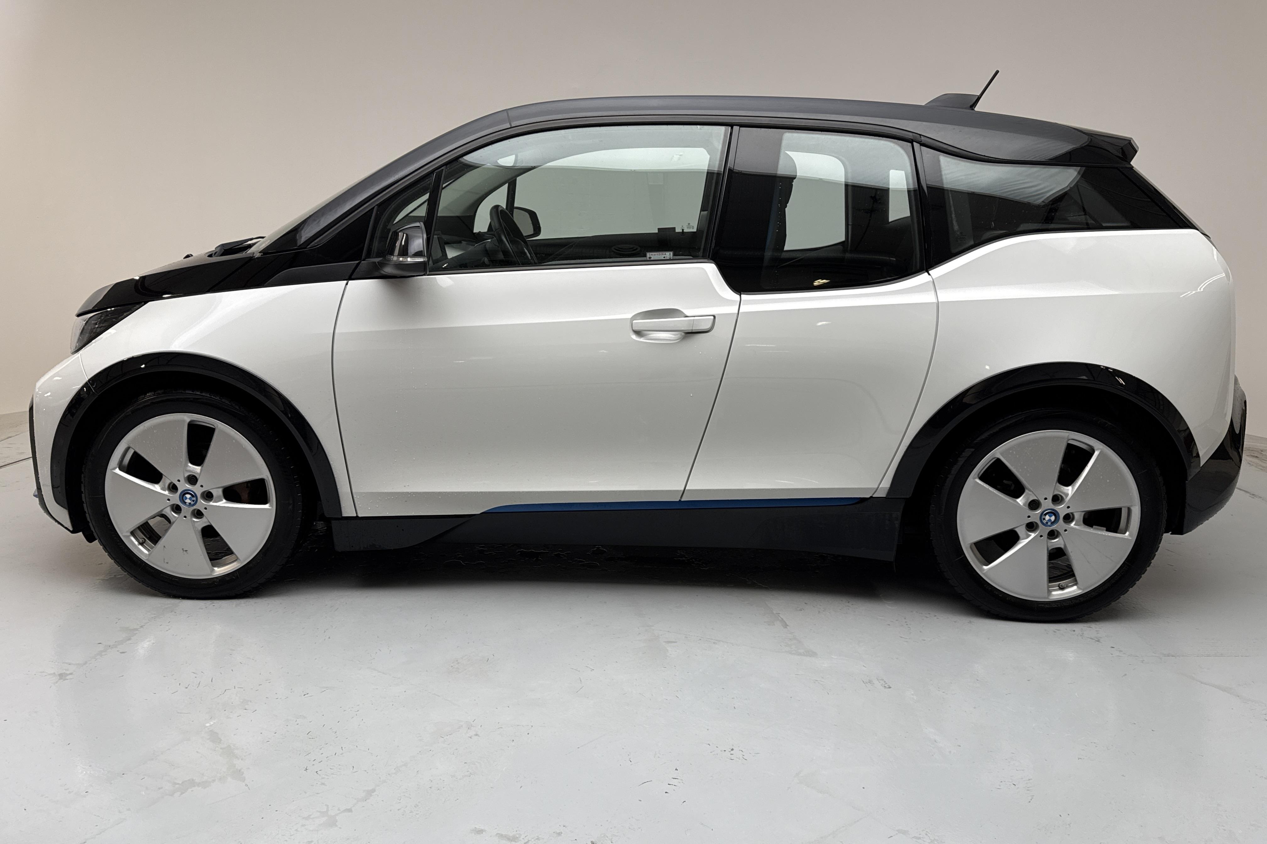 BMW i3s 94Ah, I01 (184hk) - 6 995 mil - Automat - vit - 2018