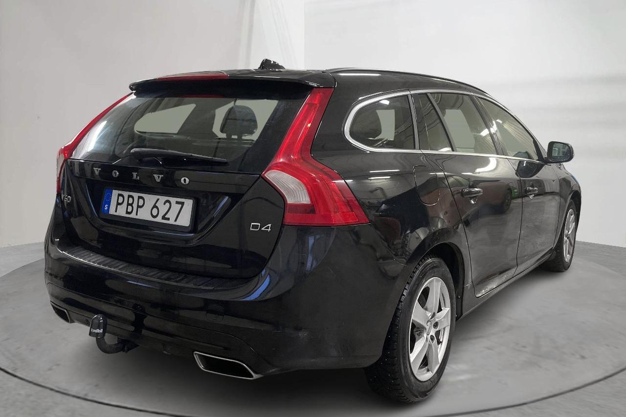 Volvo V60 D4 (190hk) - 16 961 mil - Manuell - svart - 2017