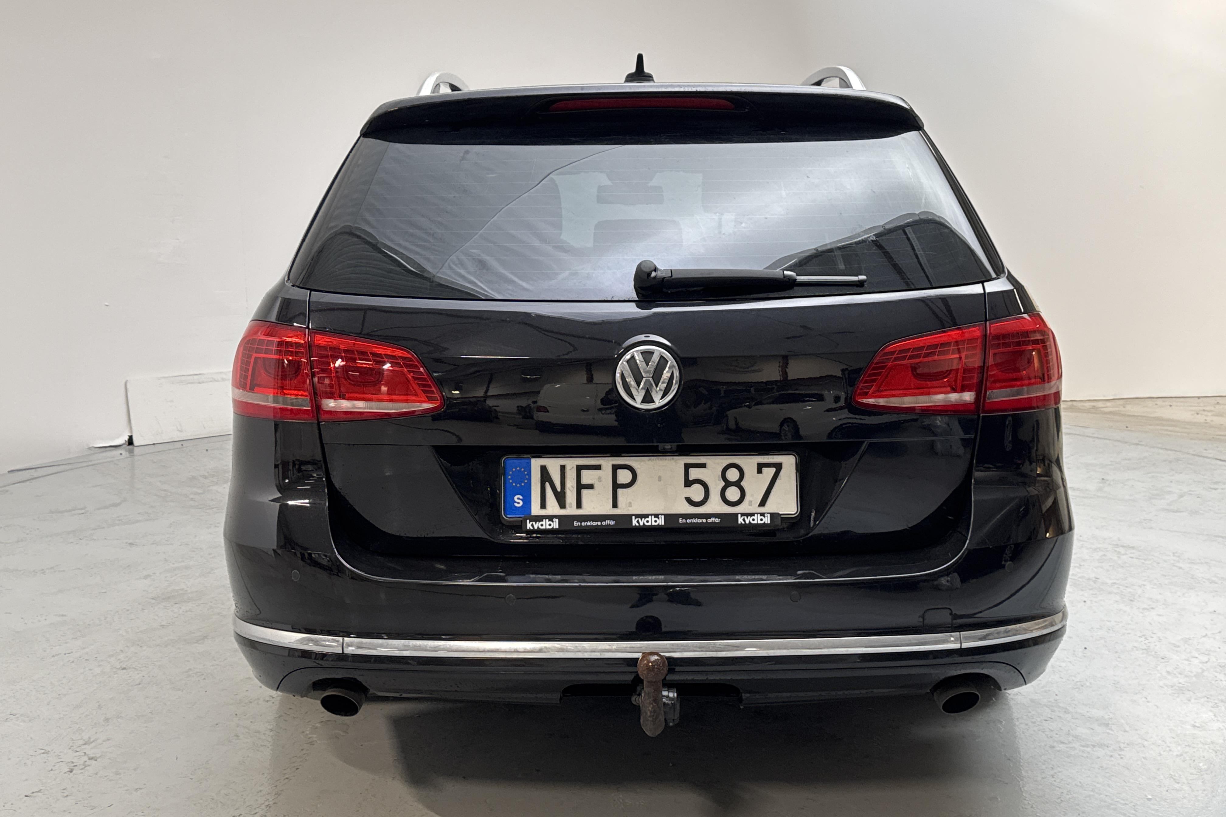 VW Passat 2.0 TDI BlueMotion Technology Variant 4Motion (170hk) - 22 342 mil - Automat - svart - 2013