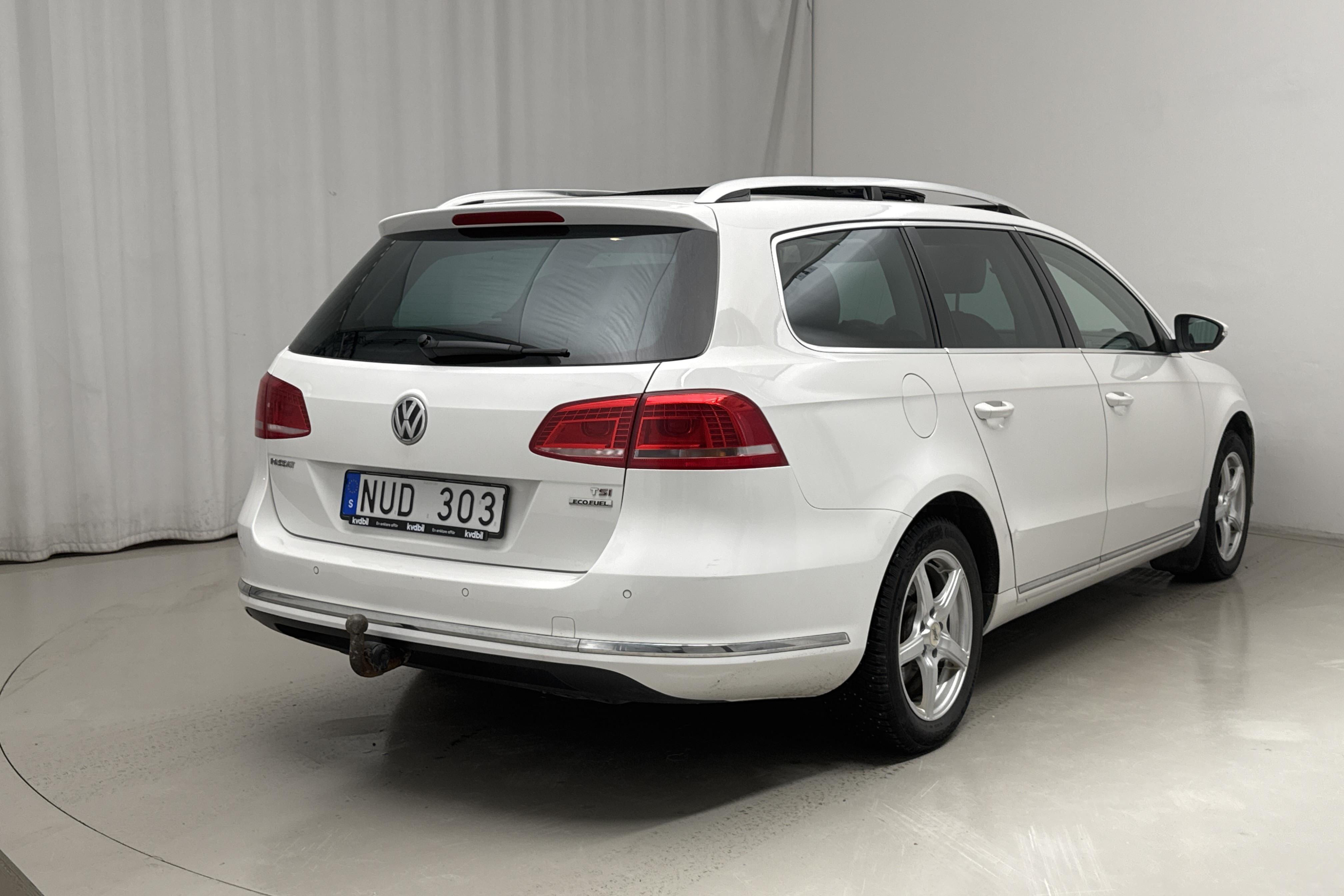 VW Passat 1.4 TSI EcoFuel Variant (150hk) - 23 432 mil - Automat - vit - 2012