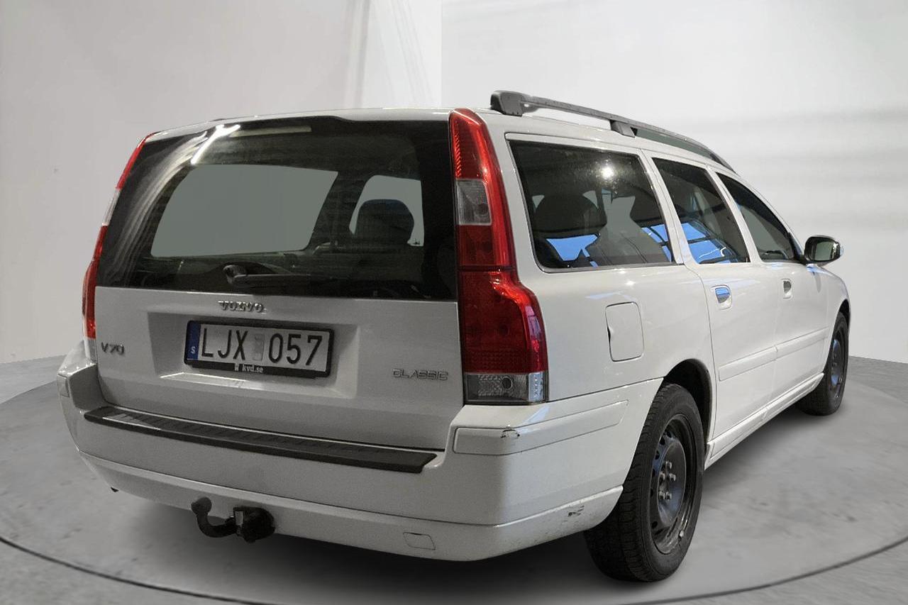 Volvo V70 2.4 Bi-Fuel (140hk) - 15 904 mil - Automat - vit - 2008